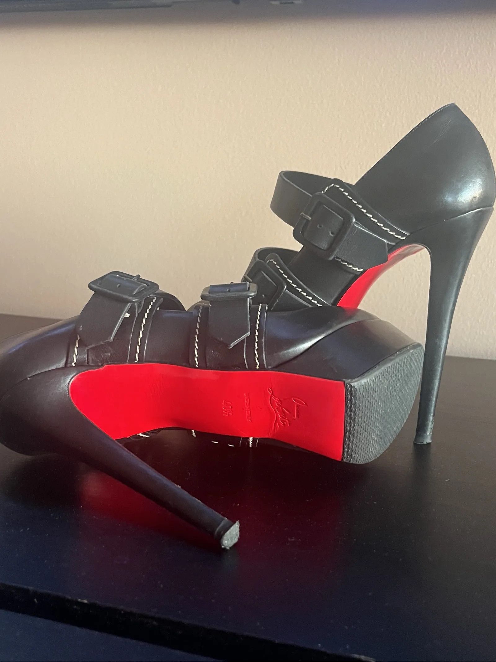 Christian Louboutin Christian Louboutin Heels Size US 10.5 / IT 40.5 - 3 Thumbnail