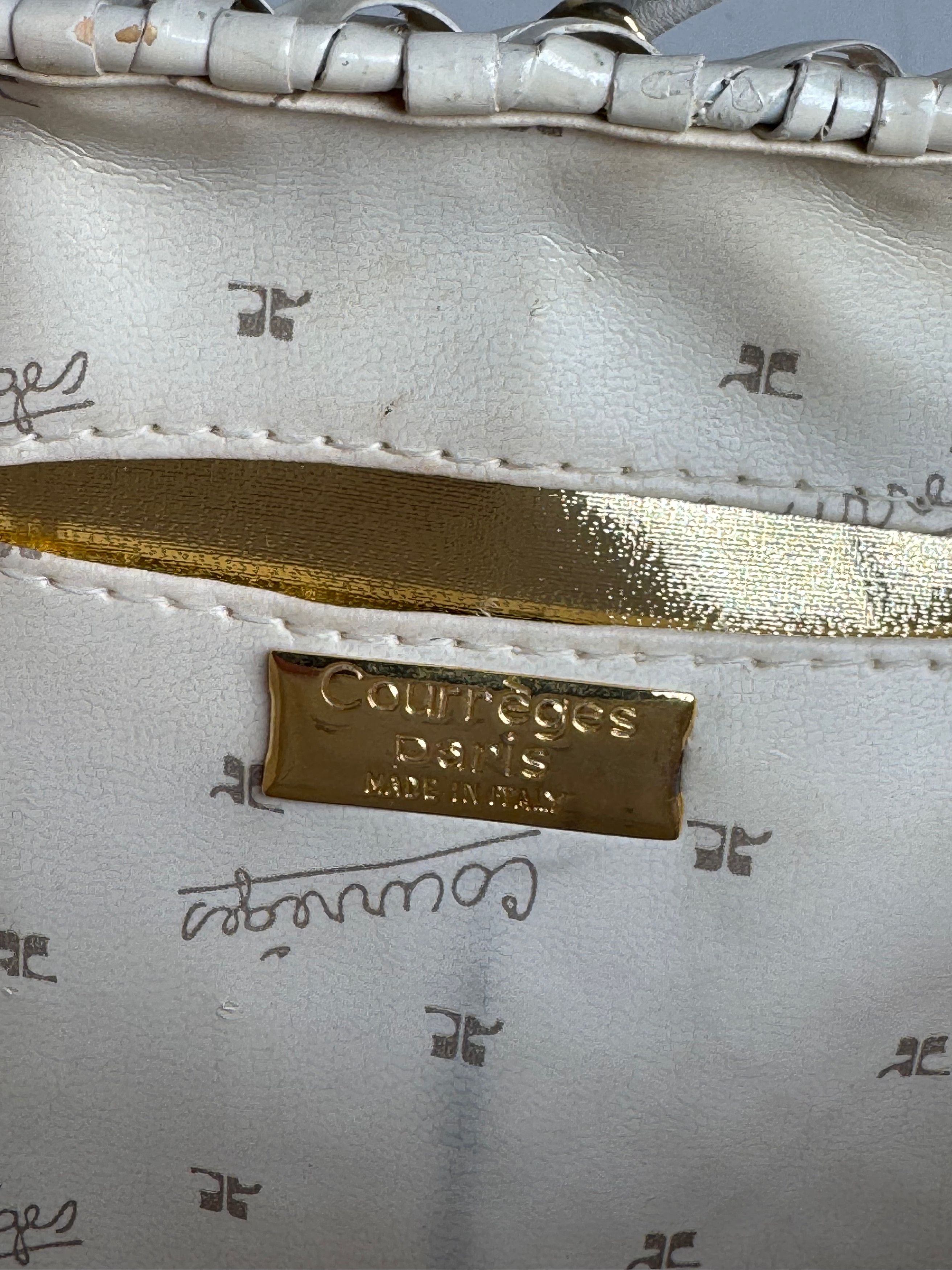 Courreges Vintage Paris Crossbody Bag White Size ONE SIZE - 4 Thumbnail