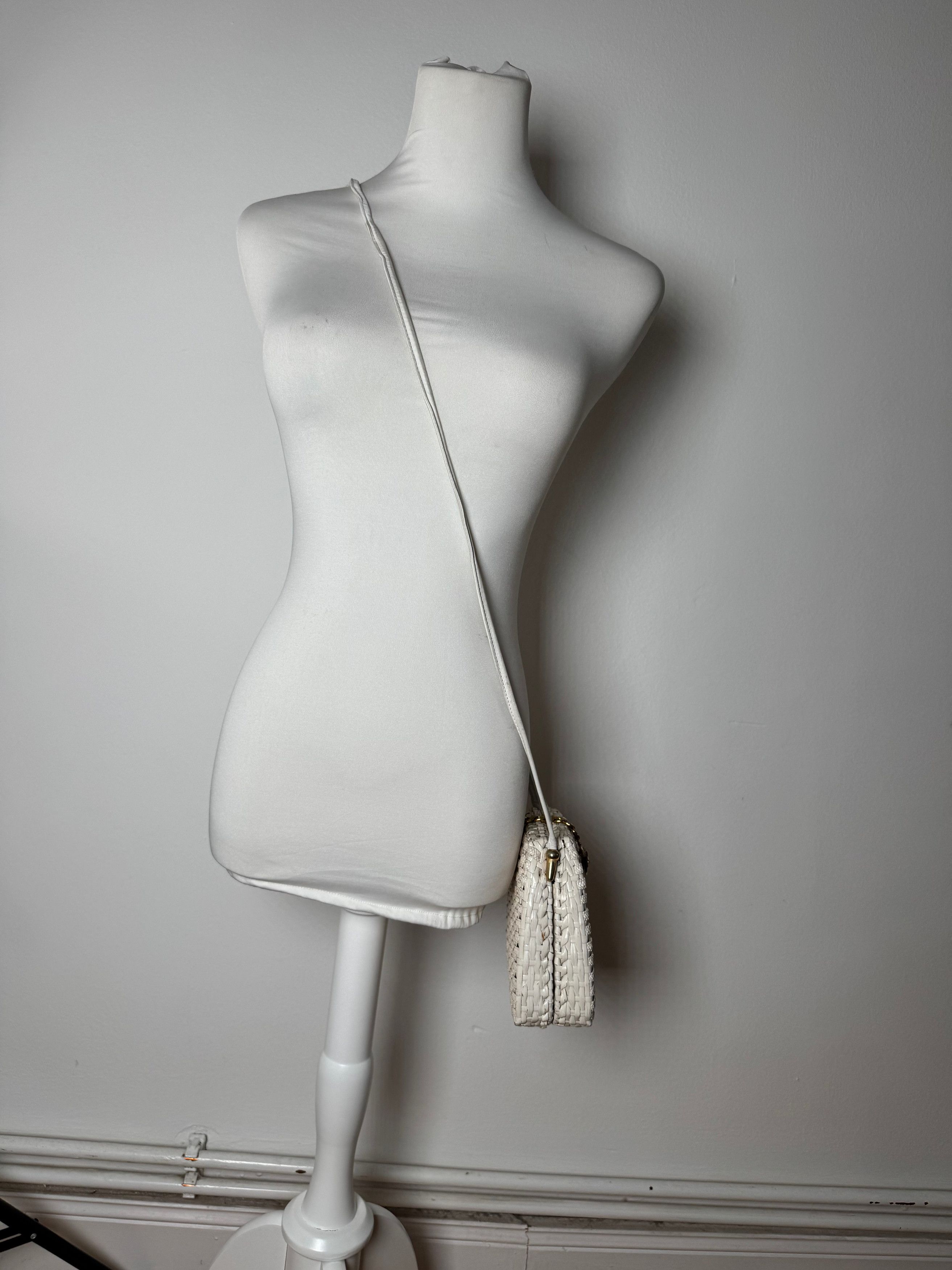 Courreges Vintage Paris Crossbody Bag White Size ONE SIZE - 6 Thumbnail