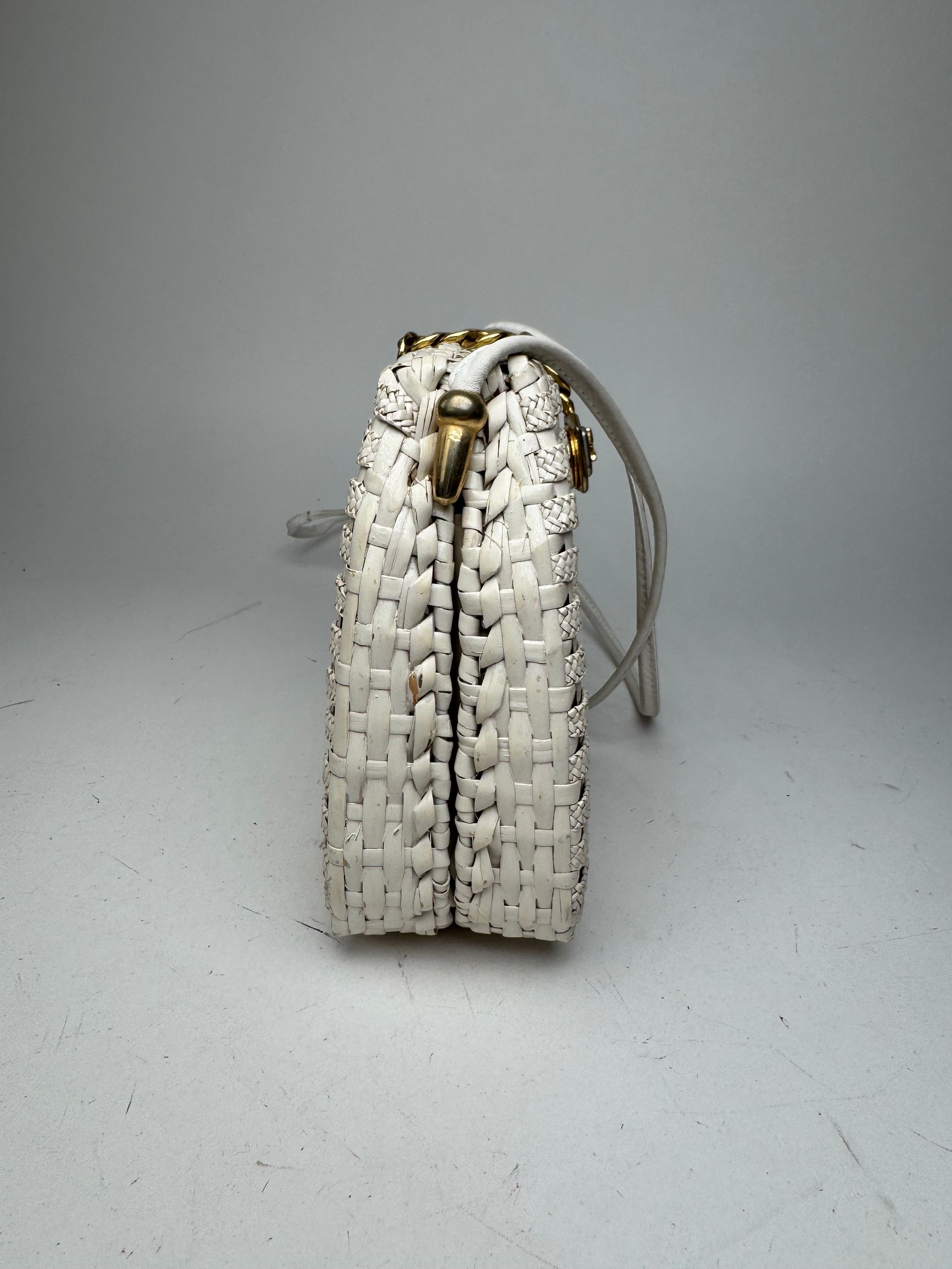 Courreges Vintage Paris Crossbody Bag White Size ONE SIZE - 10 Thumbnail