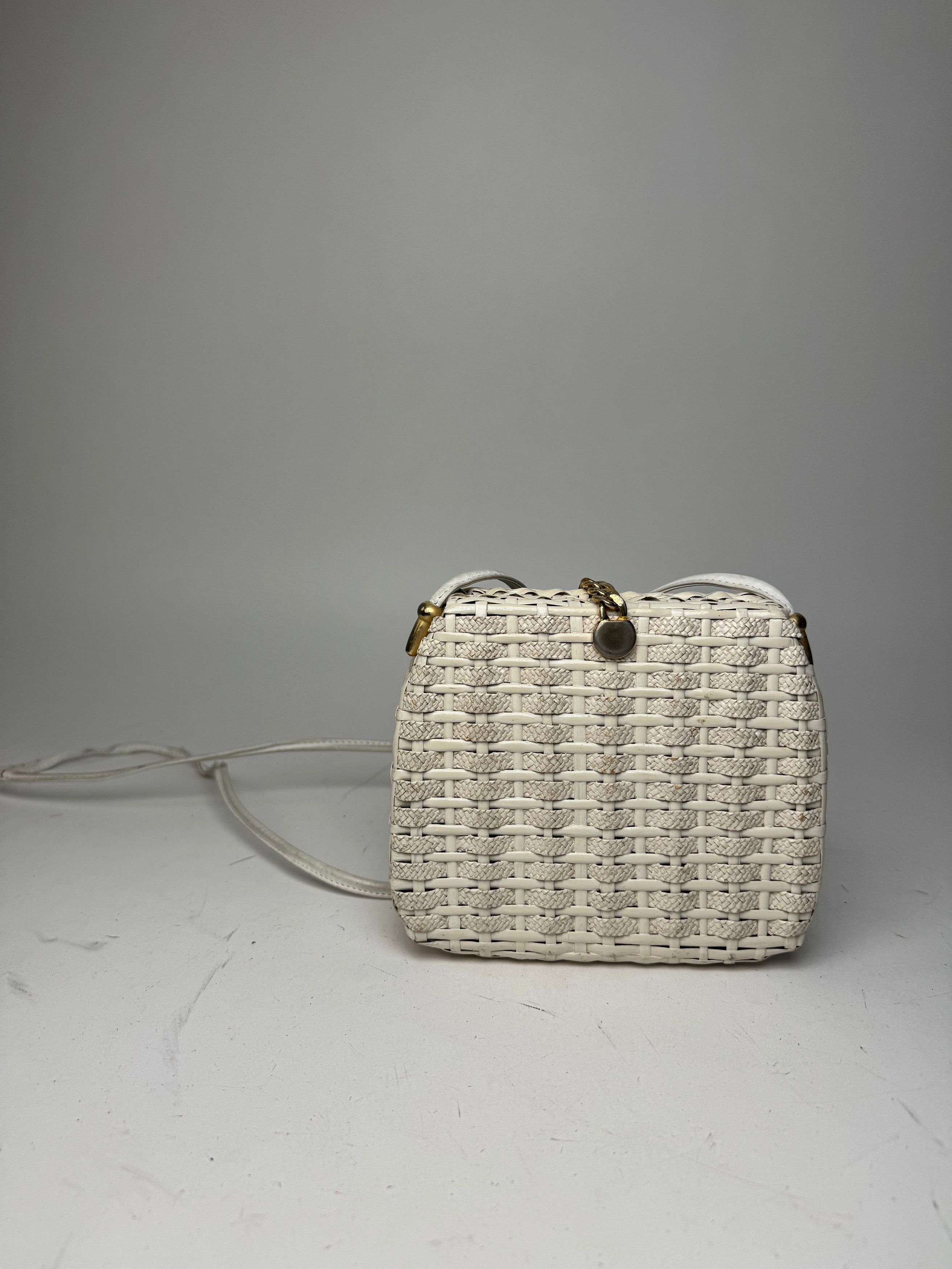 Courreges Vintage Paris Crossbody Bag White Size ONE SIZE - 2 Thumbnail