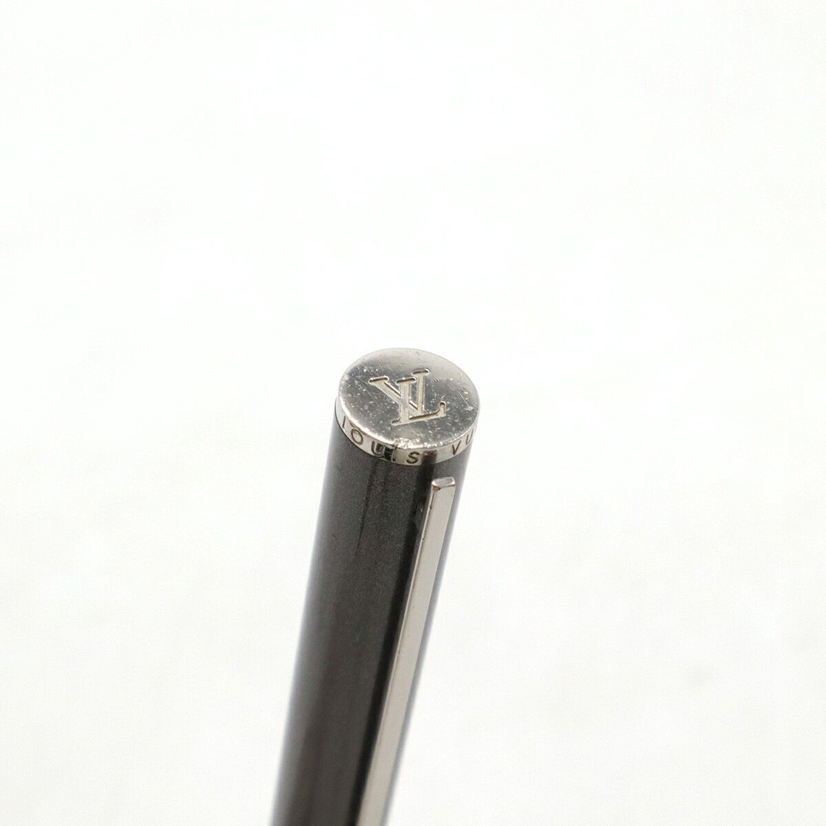 Louis Vuitton Louis Vuitton Louis Vuitton Jet Ligne Ballpoint Pen Metal Pen N79258 DUTY FREE for USA Size ONE SIZE - 4 Thumbnail