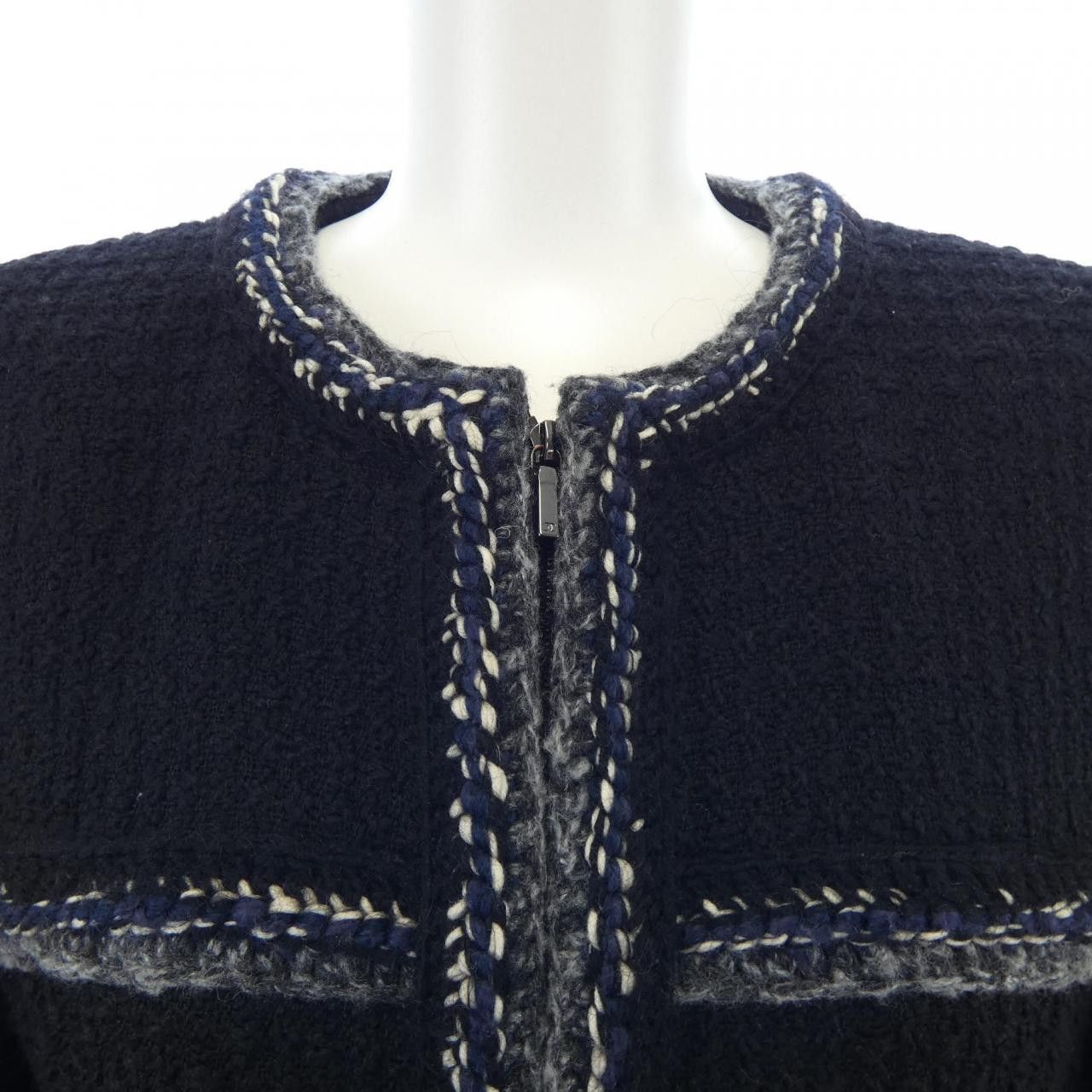 Chanel Chanel Chanel Collarless Jacket Outerwear Others Outerwear P56910V37165 17A DUTY FREE for USA Size ONE SIZE - 6 Thumbnail