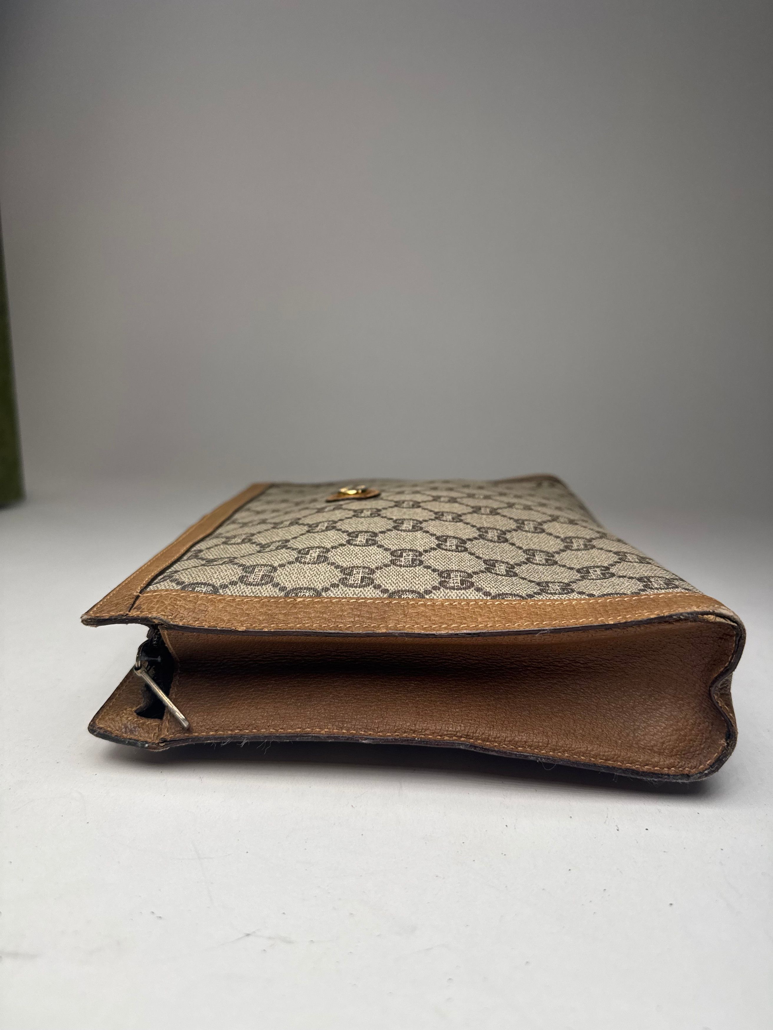 Gucci Vintage Plus Monogram Clutch Grey Brown Size ONE SIZE - 7 Thumbnail