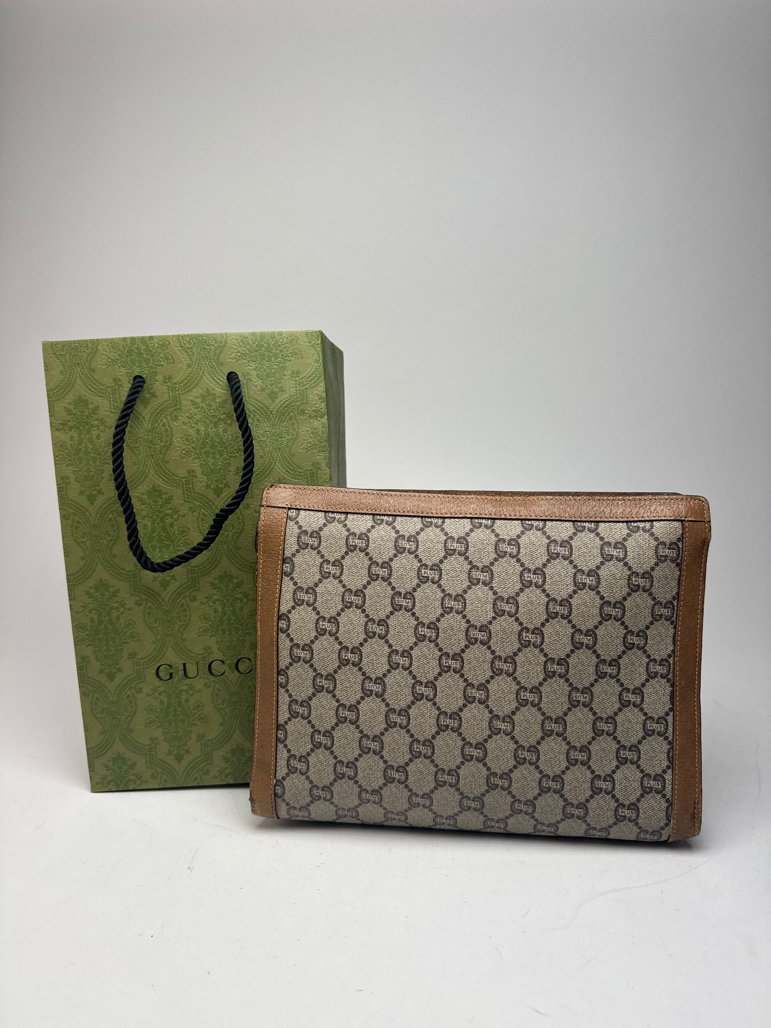 Gucci Vintage Plus Monogram Clutch Grey Brown Size ONE SIZE - 2 Thumbnail