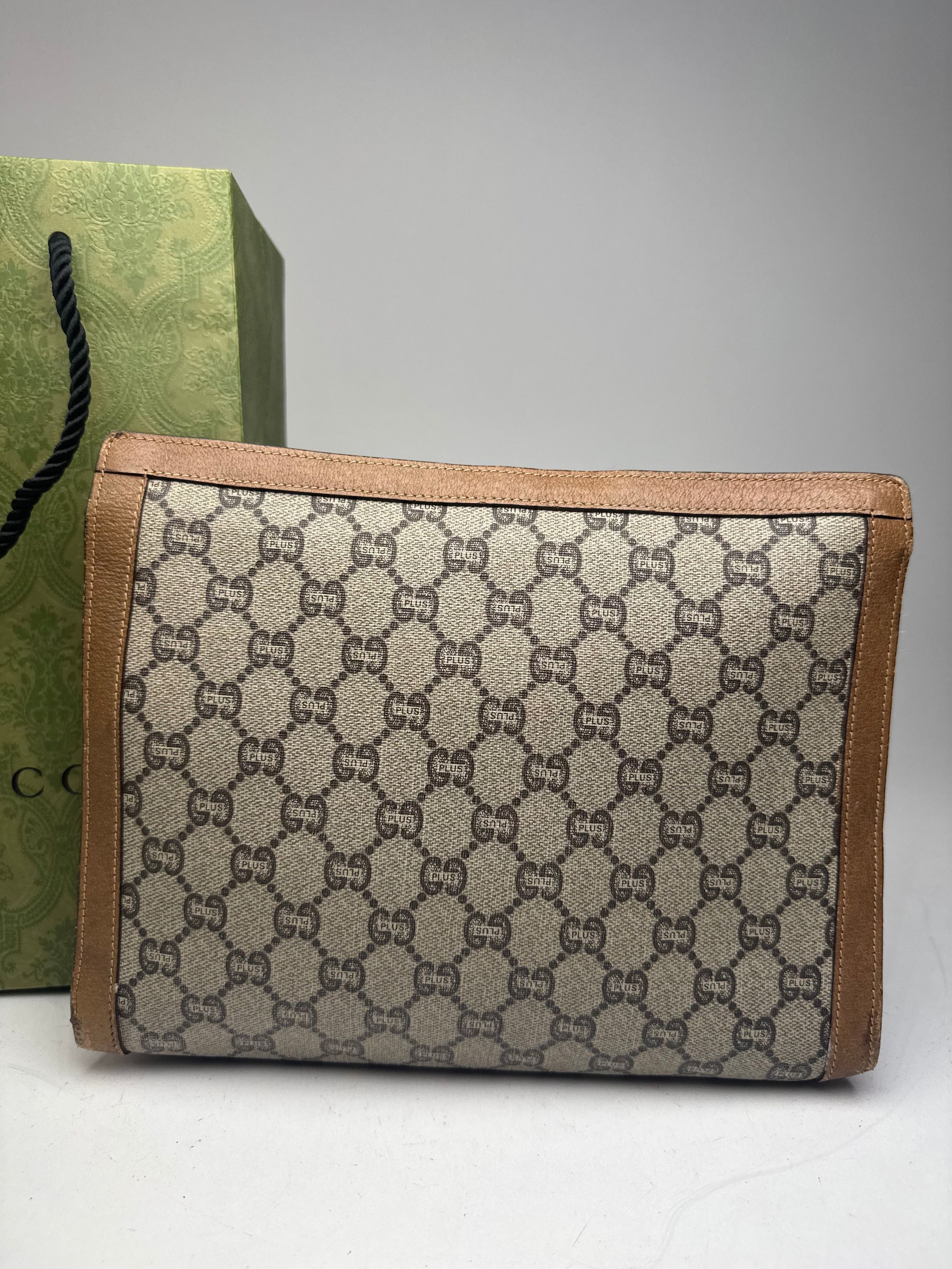 Gucci Vintage Plus Monogram Clutch Grey Brown Size ONE SIZE - 15 Thumbnail