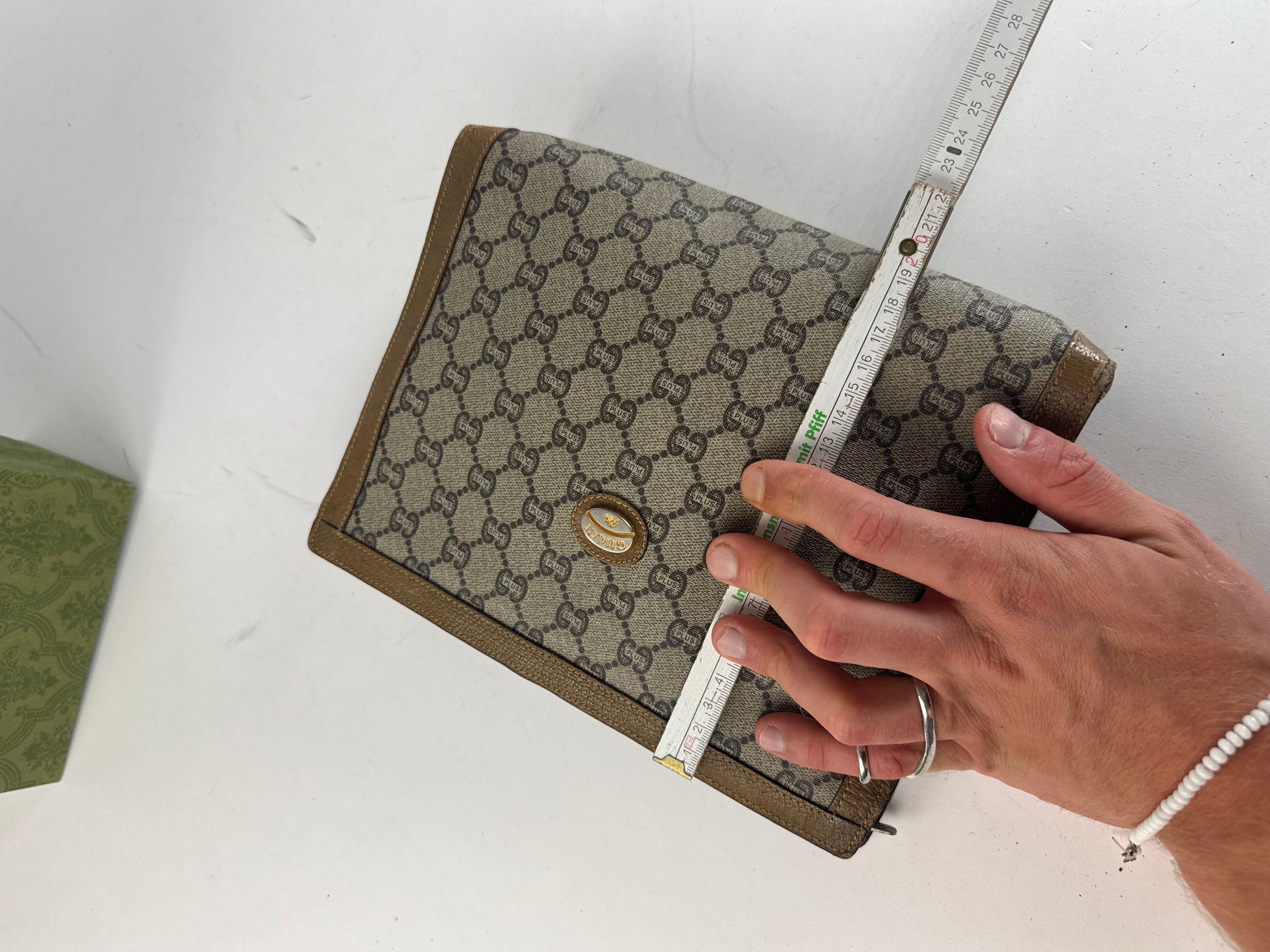 Gucci Vintage Plus Monogram Clutch Grey Brown Size ONE SIZE - 12 Thumbnail