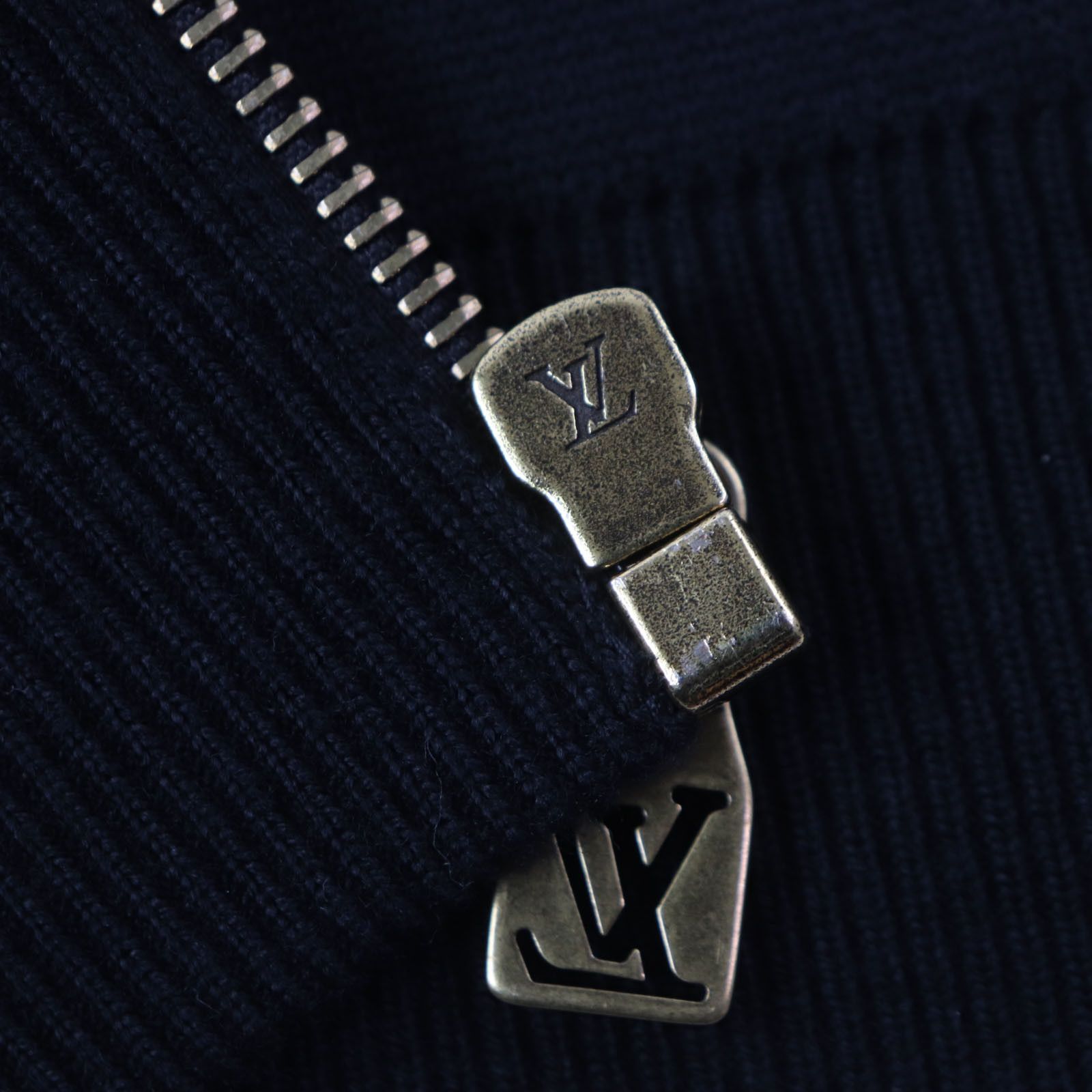Louis Vuitton Louis Vuitton Louis Vuitton 1AFYEJ Embossed Technical wool polypropylene Blouson Others Outerwear 1AFYEJ DUTY FREE for USA Size ONE SIZE - 7 Thumbnail