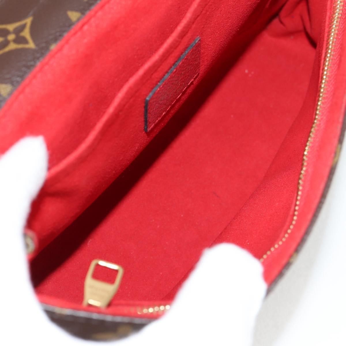 Louis Vuitton Louis Vuitton Saint Placide Handbag Monogram Canvas and Leather Size ONE SIZE - 5 Thumbnail