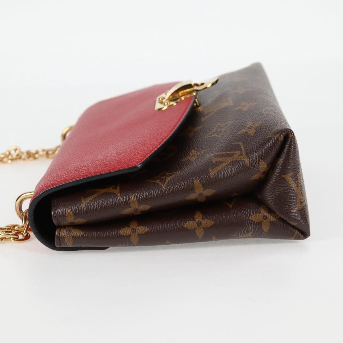 Louis Vuitton Louis Vuitton Saint Placide Handbag Monogram Canvas and Leather Size ONE SIZE - 3 Thumbnail
