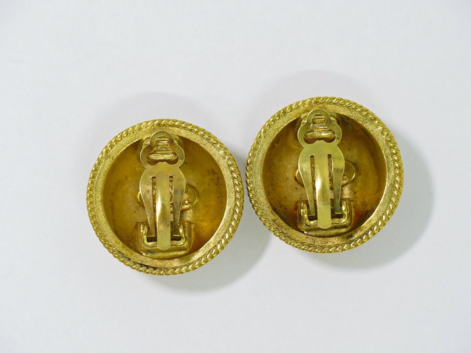 Chanel Chanel Logo CC Gold-plated Size ONE SIZE - 2 Thumbnail
