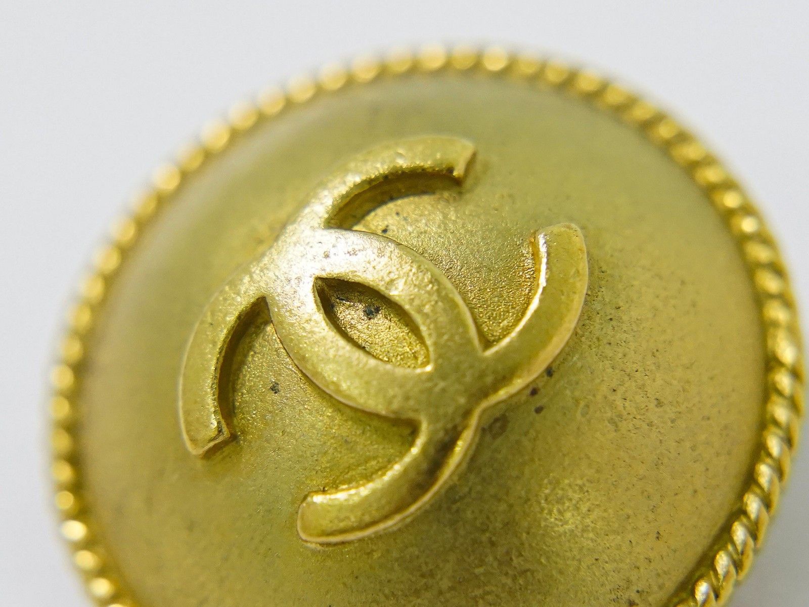 Chanel Chanel Logo CC Gold-plated Size ONE SIZE - 6 Thumbnail
