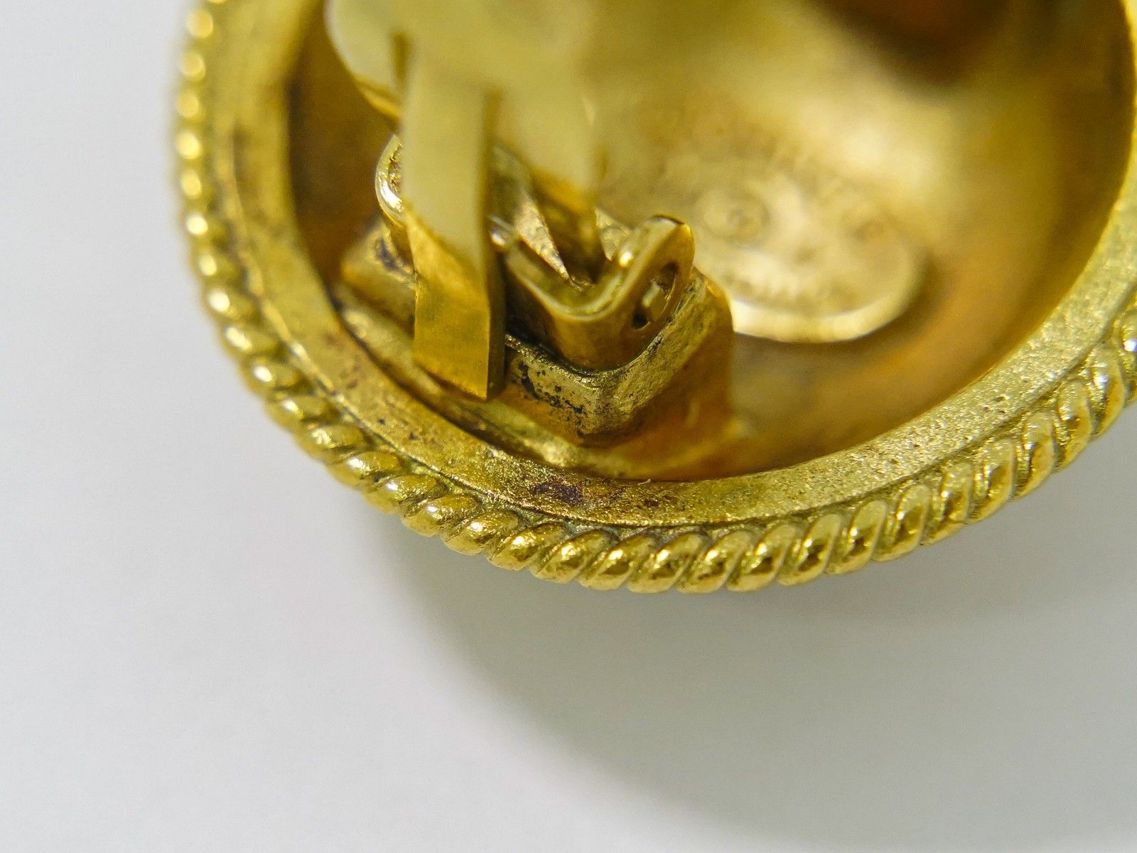 Chanel Chanel Logo CC Gold-plated Size ONE SIZE - 5 Thumbnail