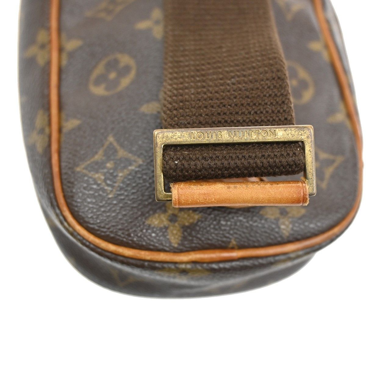 Louis Vuitton Louis Vuitton Pochette Gange Monogram Canvas Size ONE SIZE - 11 Thumbnail