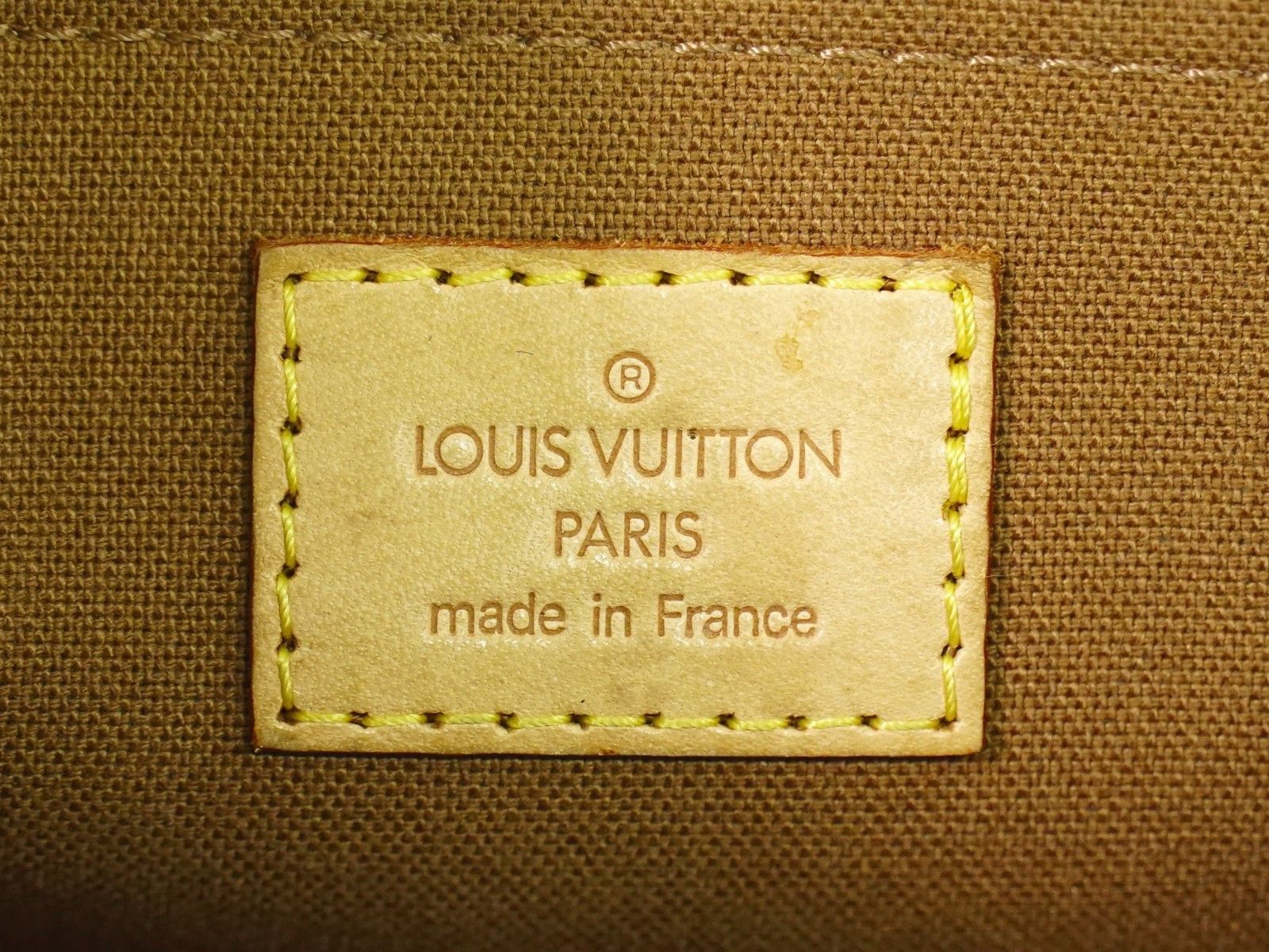 Louis Vuitton Louis Vuitton Popincourt Handle Bag Monogram Canvas Size ONE SIZE - 6 Thumbnail