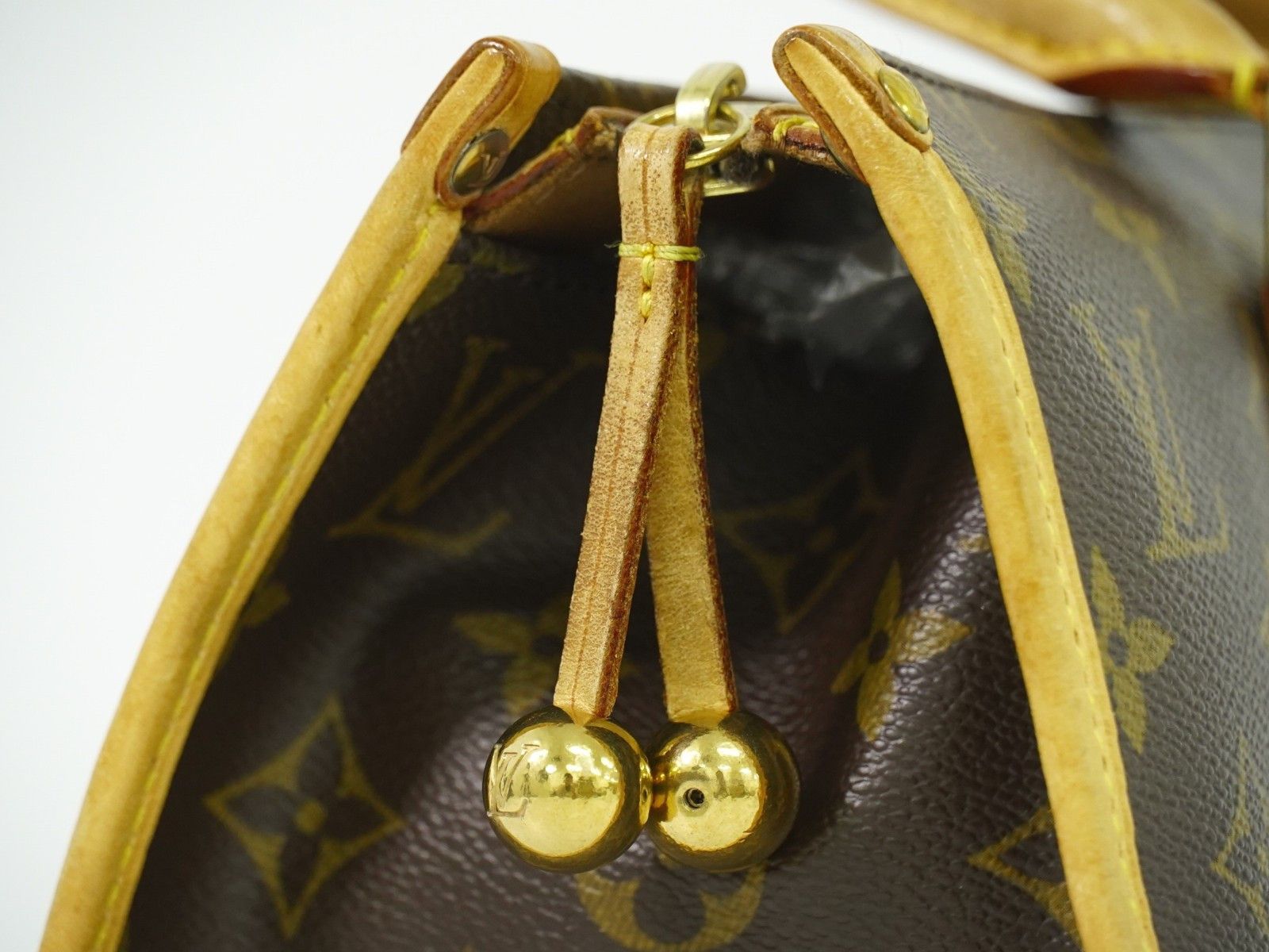 Louis Vuitton Louis Vuitton Popincourt Handle Bag Monogram Canvas Size ONE SIZE - 10 Thumbnail