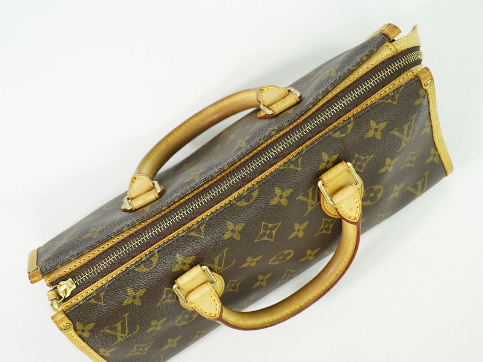Louis Vuitton Louis Vuitton Popincourt Handle Bag Monogram Canvas Size ONE SIZE - 14 Thumbnail