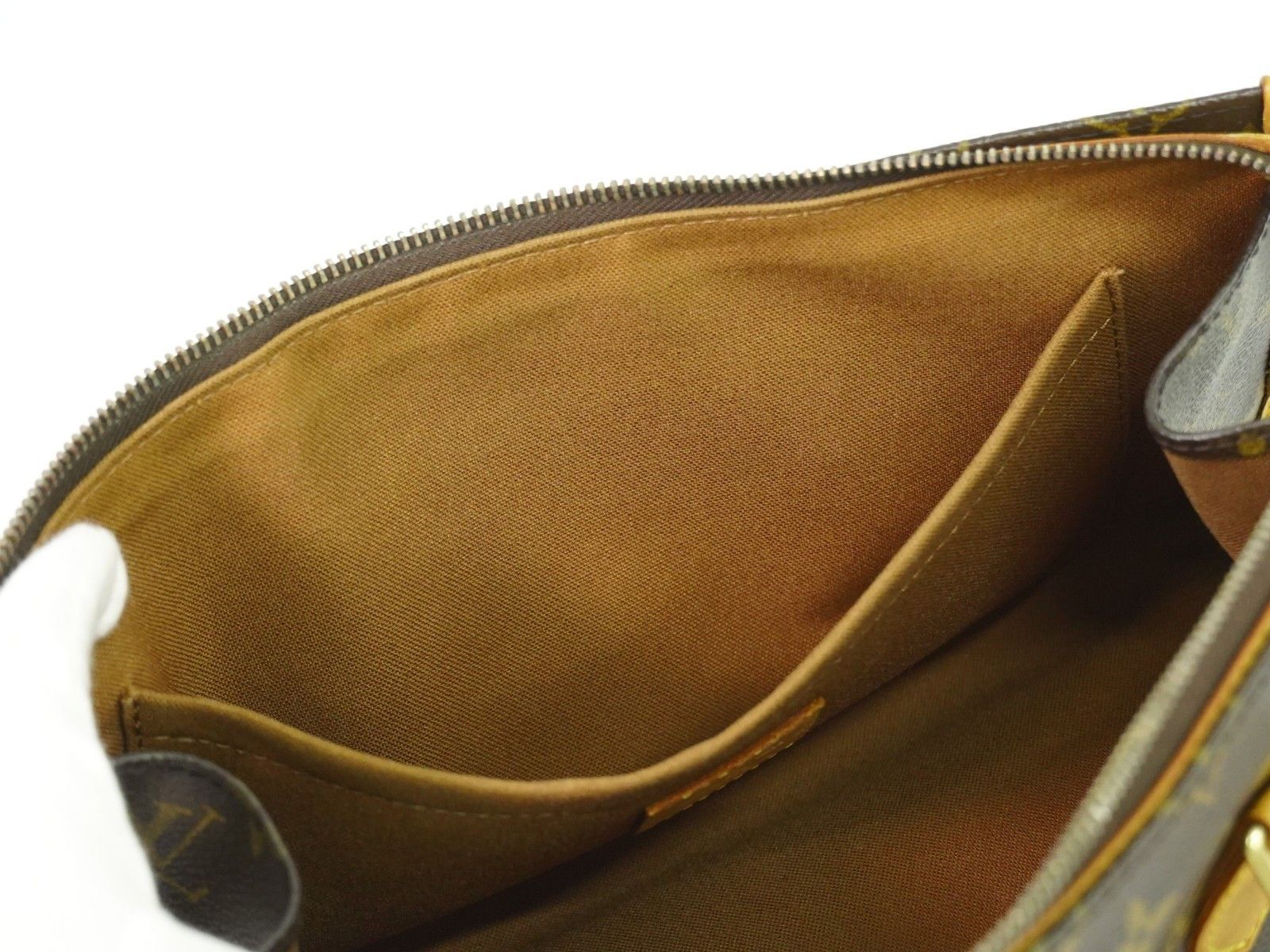 Louis Vuitton Louis Vuitton Popincourt Handle Bag Monogram Canvas Size ONE SIZE - 17 Thumbnail
