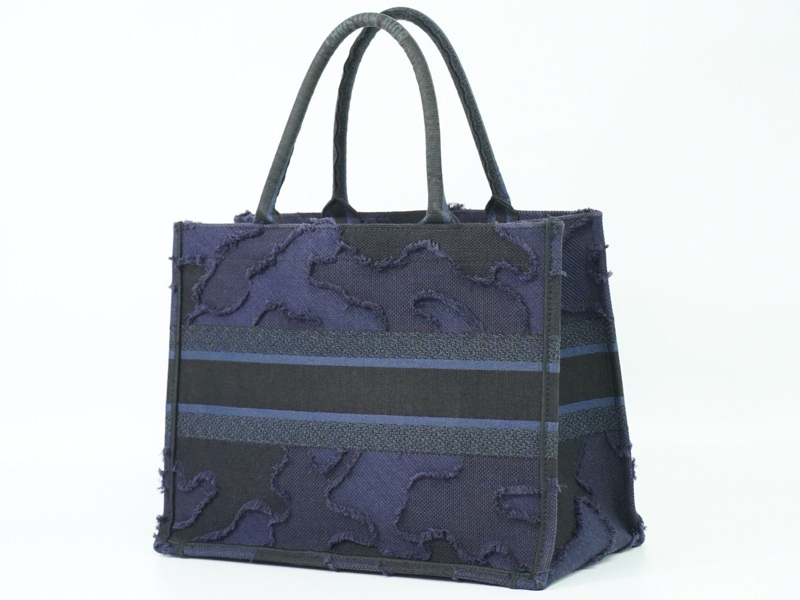 Dior Christian Dior Book Tote Embroidered Canvas Size ONE SIZE - 2 Thumbnail