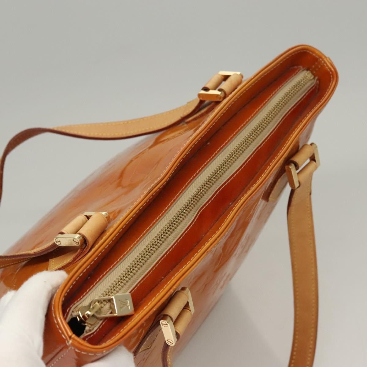 Louis Vuitton Louis Vuitton Houston Handbag Monogram Vernis Size ONE SIZE - 14 Thumbnail