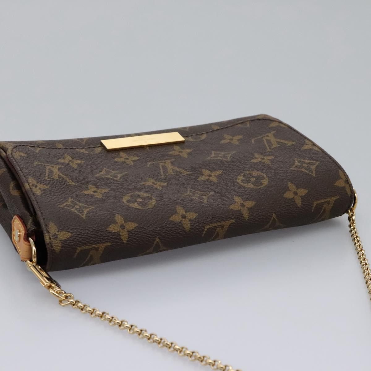 Louis Vuitton Louis Vuitton Favorite Handbag Monogram Canvas Size ONE SIZE - 24 Thumbnail