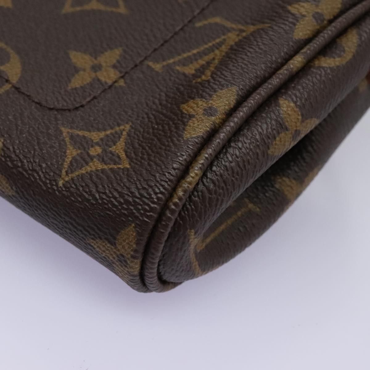 Louis Vuitton Louis Vuitton Favorite Handbag Monogram Canvas Size ONE SIZE - 13 Thumbnail