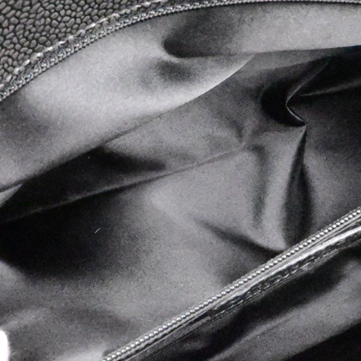 Chanel Chanel Reissue 2.55 Tote Quilted Patent Size ONE SIZE - 15 Thumbnail