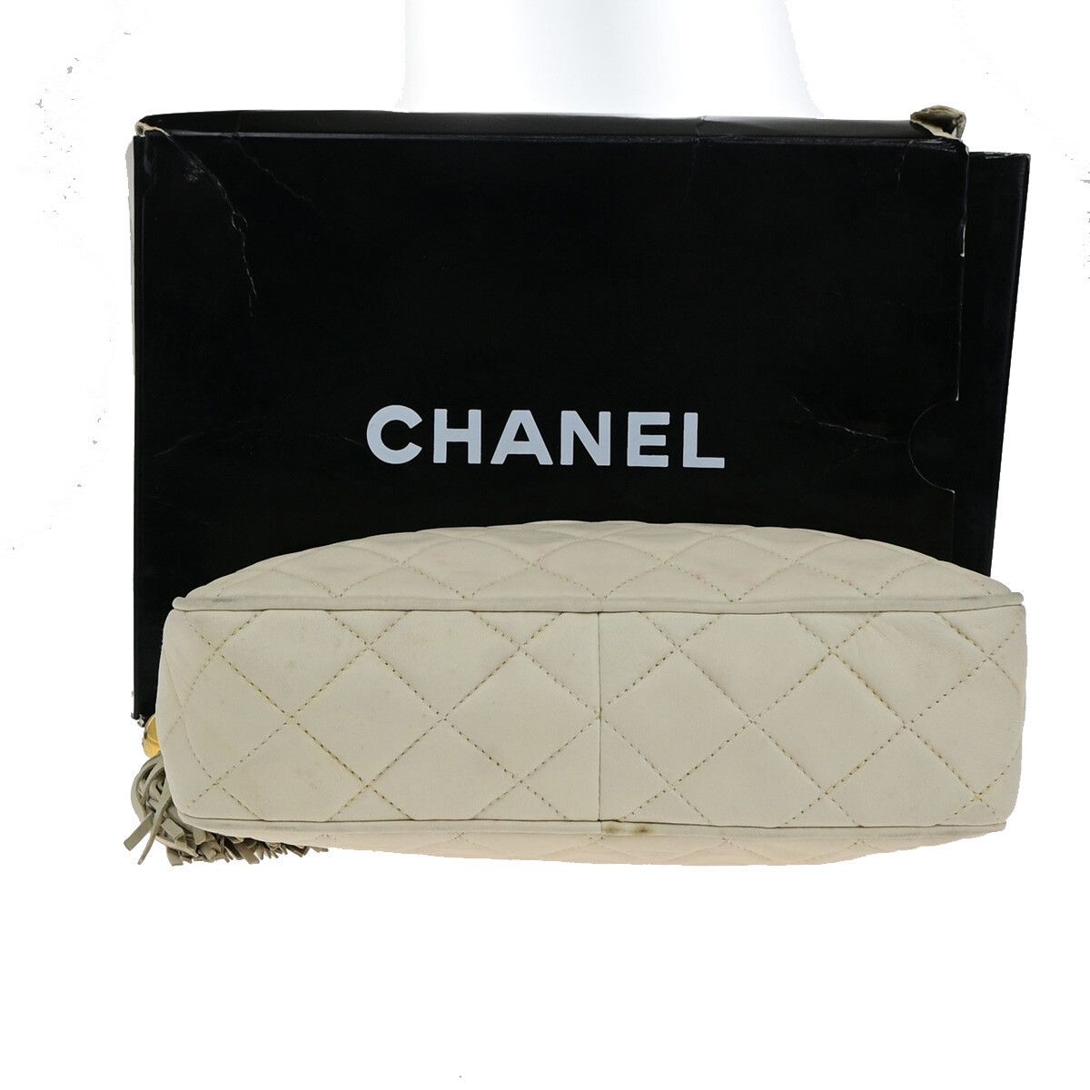 Chanel Chanel Vintage Camera Tassel Bag Chevron Lambskin Size ONE SIZE - 6 Thumbnail
