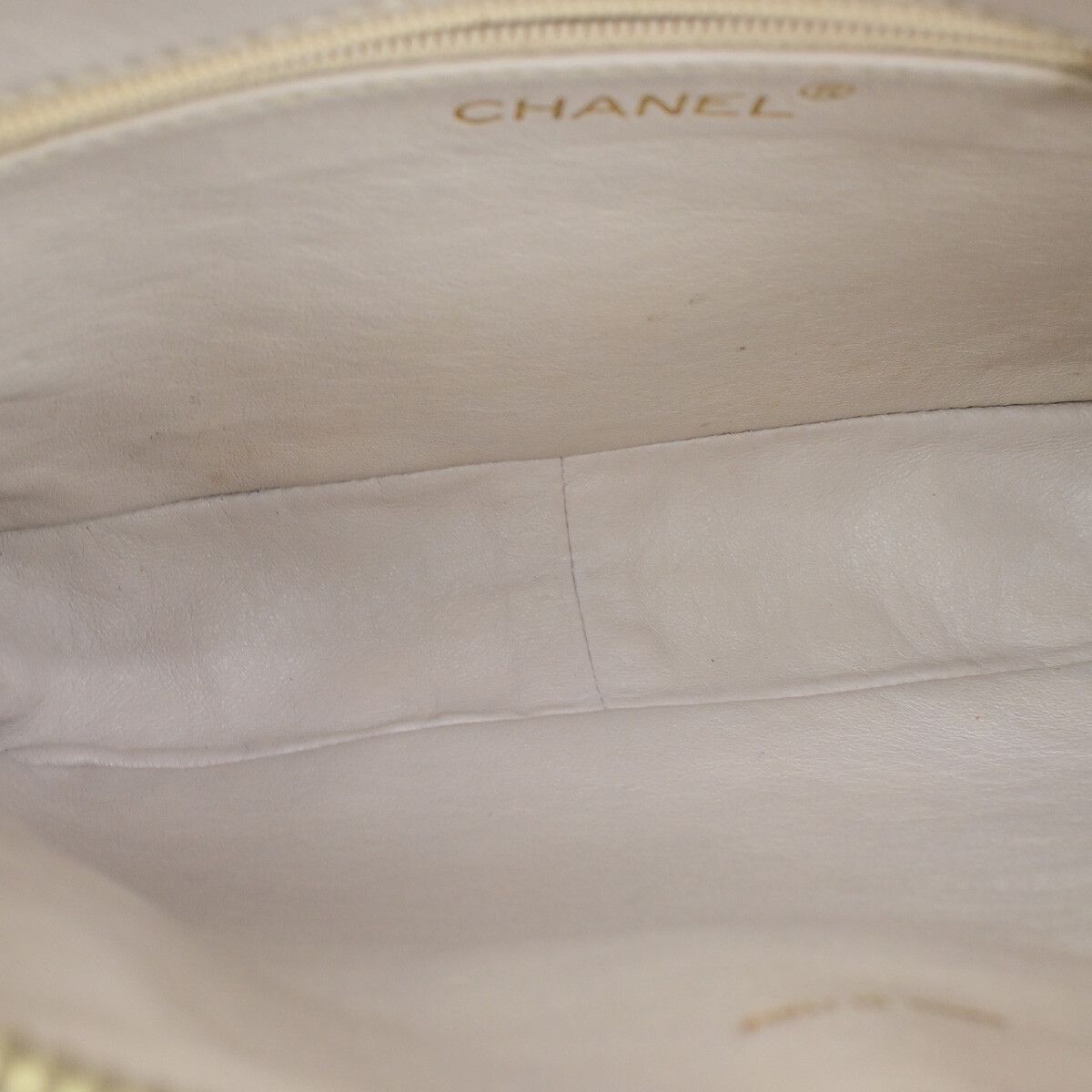Chanel Chanel Vintage Camera Tassel Bag Chevron Lambskin Size ONE SIZE - 9 Thumbnail