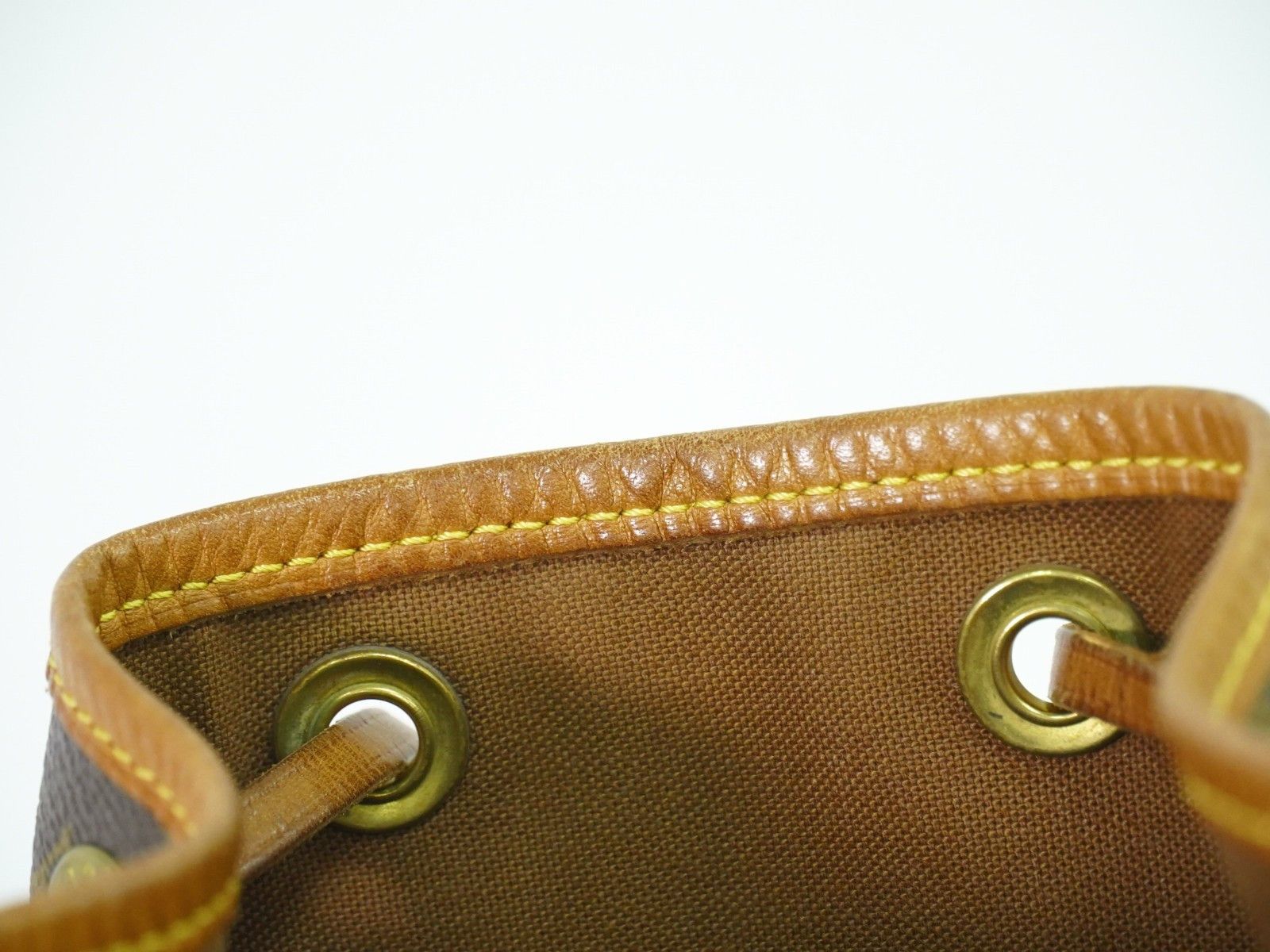 Louis Vuitton Louis Vuitton Vintage Montsouris Backpack Monogram Canvas Size ONE SIZE - 14 Thumbnail