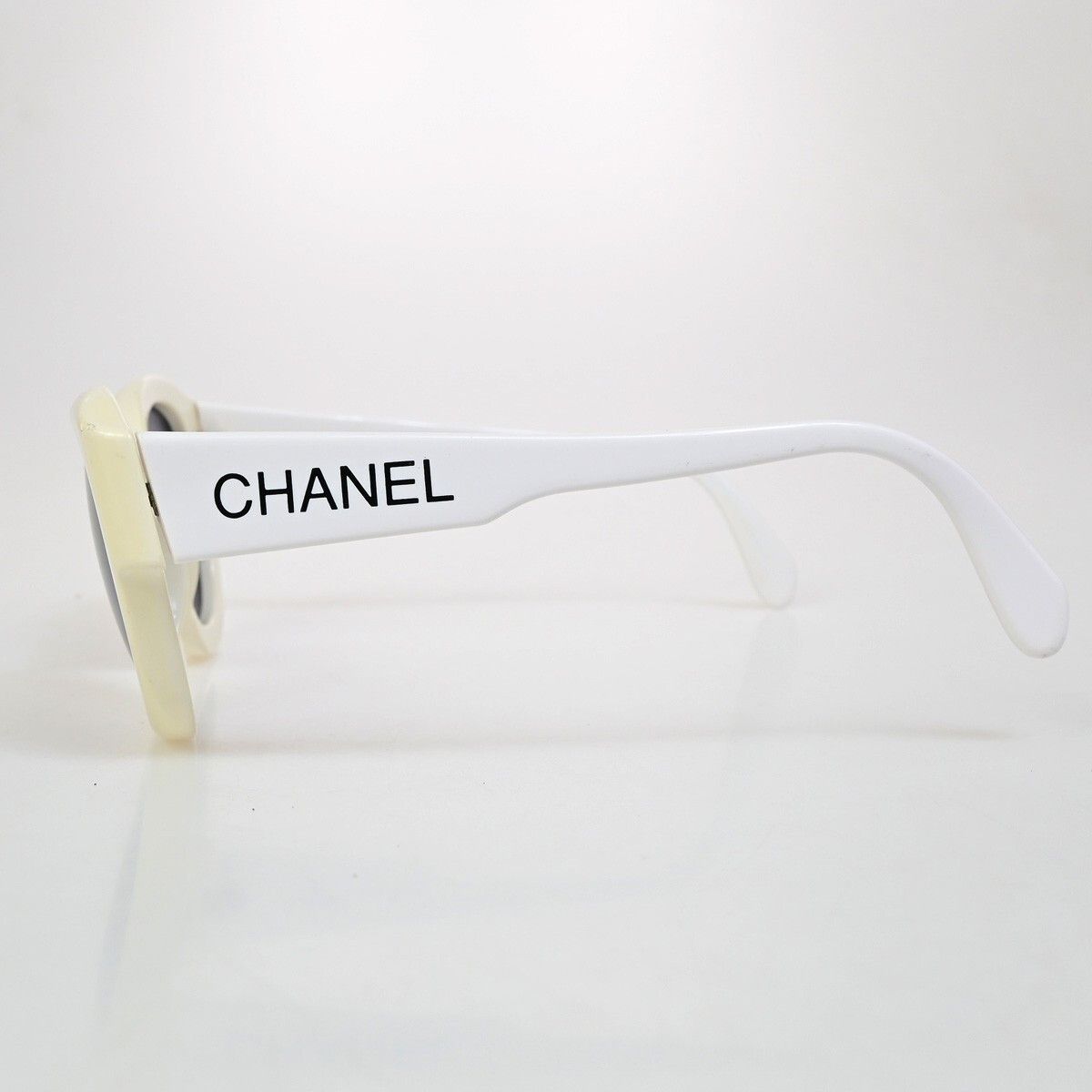 Chanel Chanel CHANEL Logo Sunglasses Eye Wear Plastic Size ONE SIZE - 3 Thumbnail