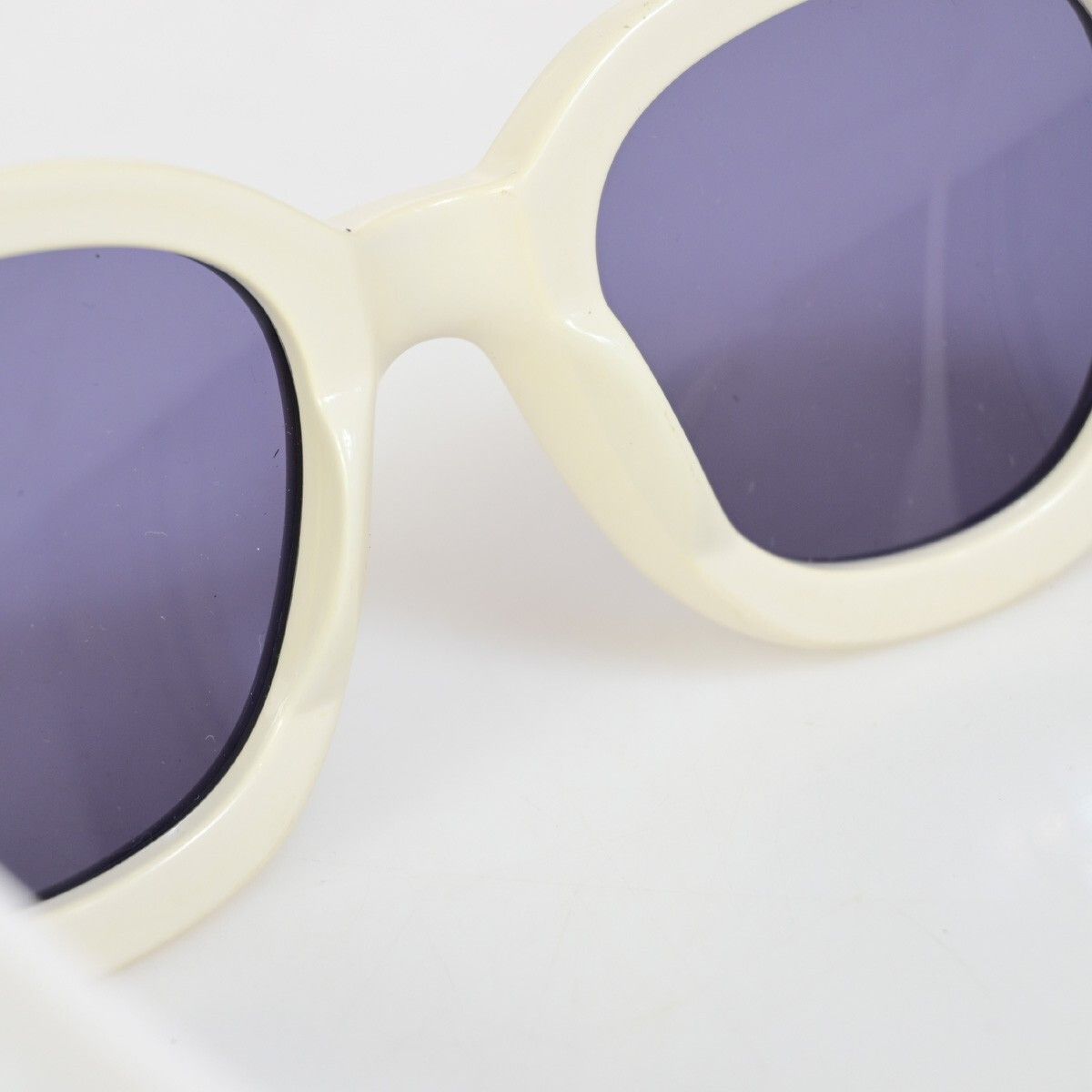 Chanel Chanel CHANEL Logo Sunglasses Eye Wear Plastic Size ONE SIZE - 8 Thumbnail