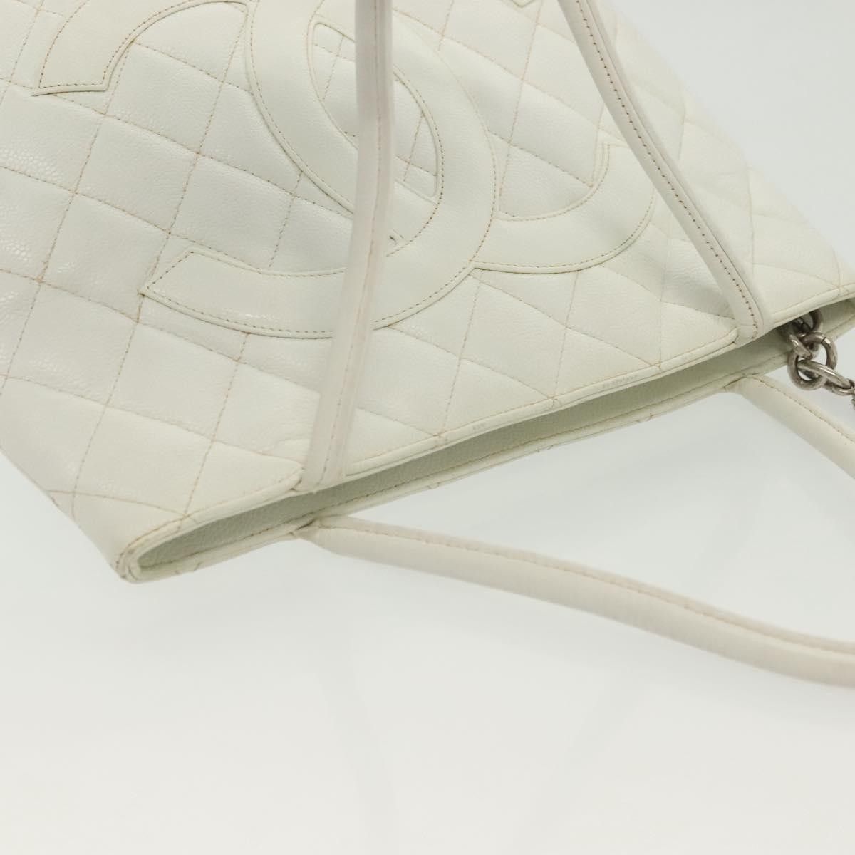 Chanel Chanel Medallion Tote Quilted Caviar Size ONE SIZE - 16 Thumbnail