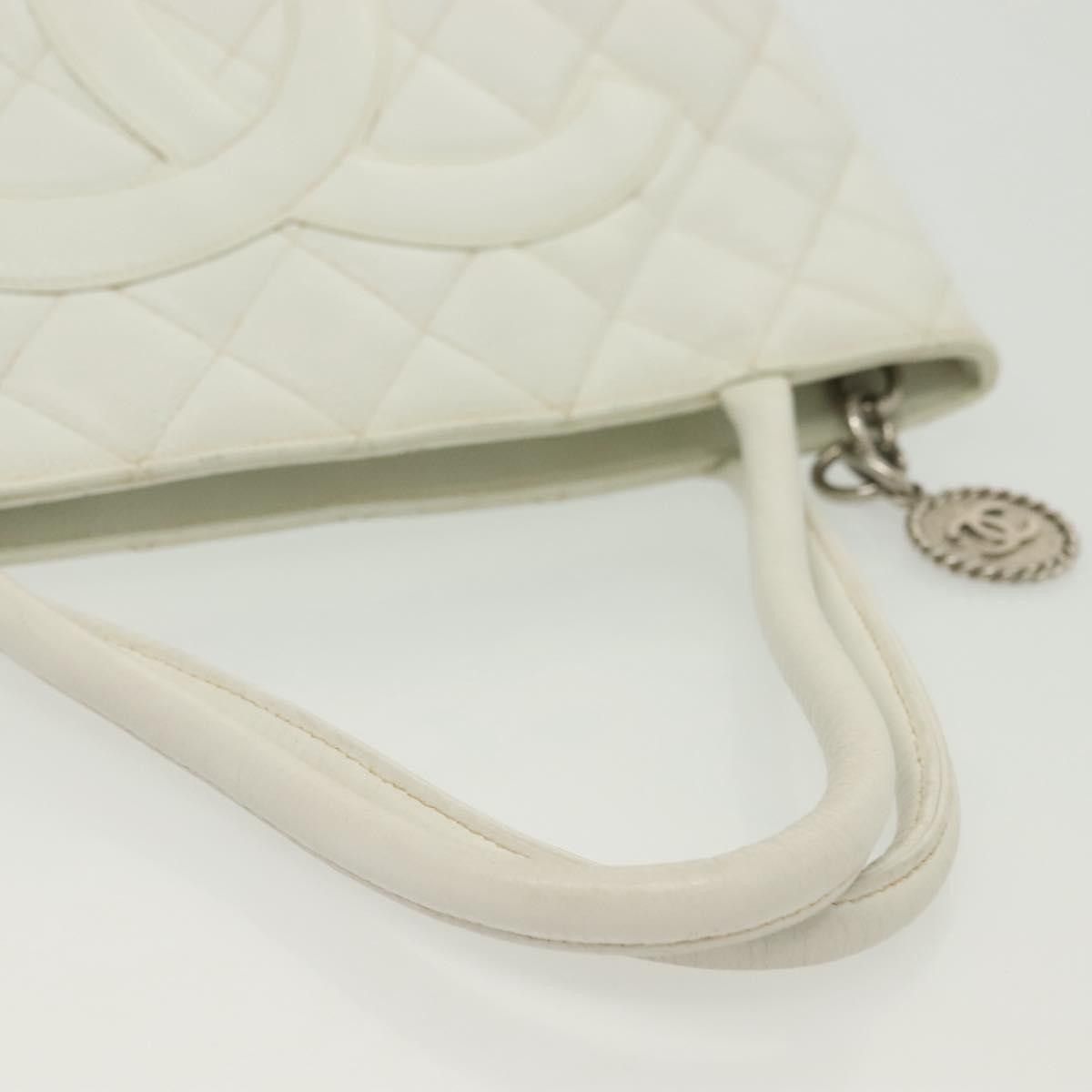 Chanel Chanel Medallion Tote Quilted Caviar Size ONE SIZE - 17 Thumbnail