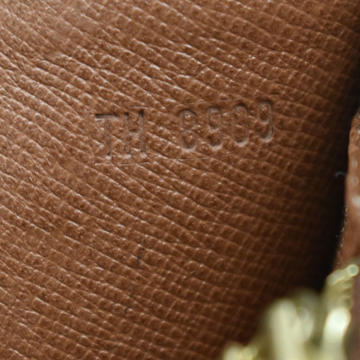 Louis Vuitton Louis Vuitton Dame Pochette Monogram Canvas Size ONE SIZE - 16 Thumbnail