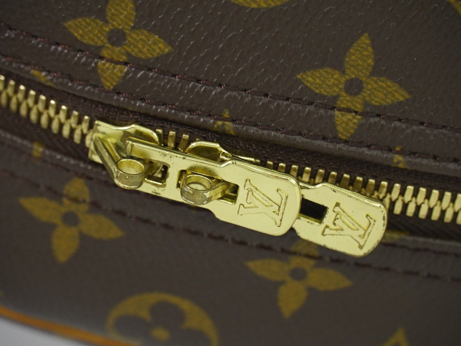 Louis Vuitton Louis Vuitton Trouville Handbag Monogram Canvas Size ONE SIZE - 9 Thumbnail
