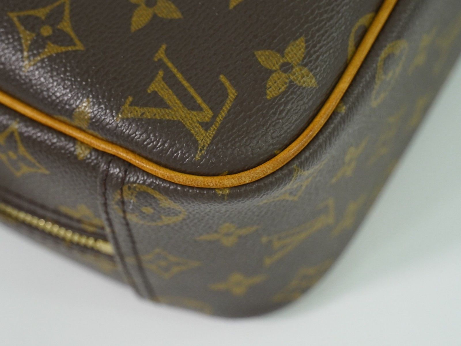 Louis Vuitton Louis Vuitton Trouville Handbag Monogram Canvas Size ONE SIZE - 7 Thumbnail