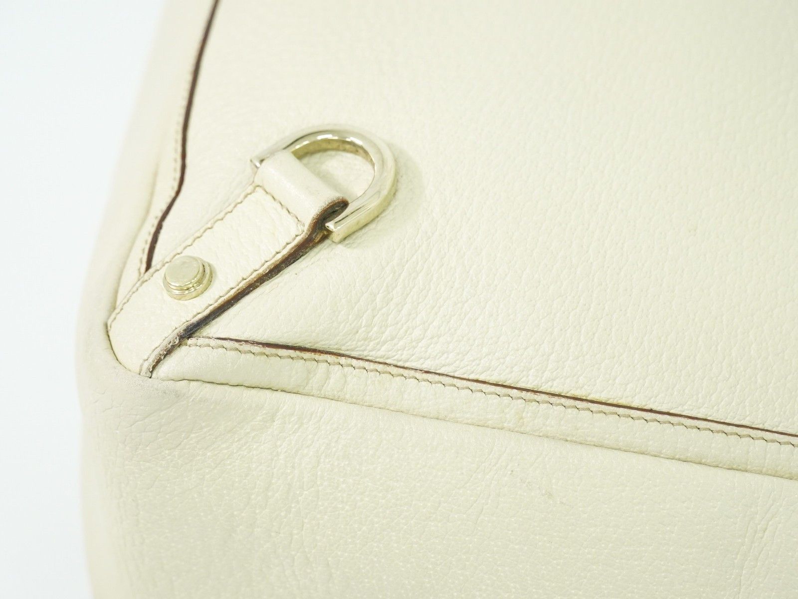 Gucci Gucci Abbey Leather with Gold hardware Size ONE SIZE - 10 Thumbnail