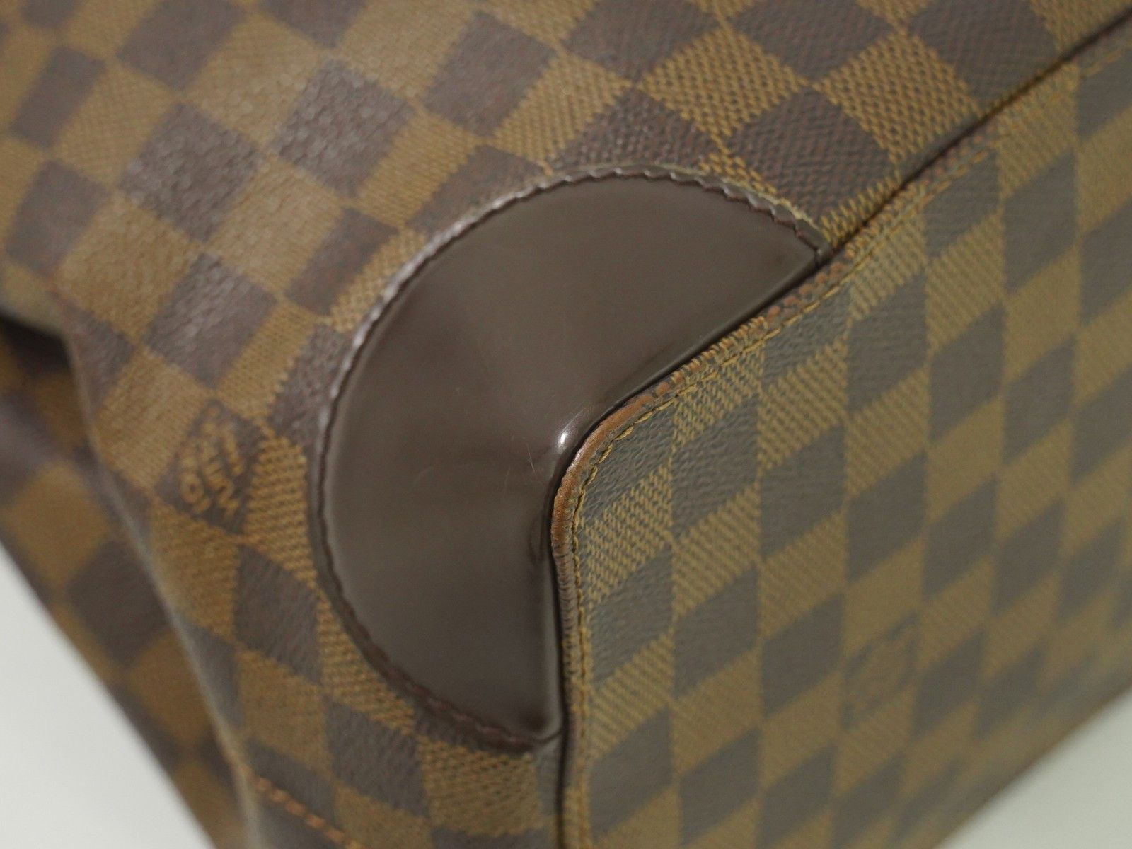 Louis Vuitton Louis Vuitton Hampstead Handbag Damier Size ONE SIZE - 7 Thumbnail