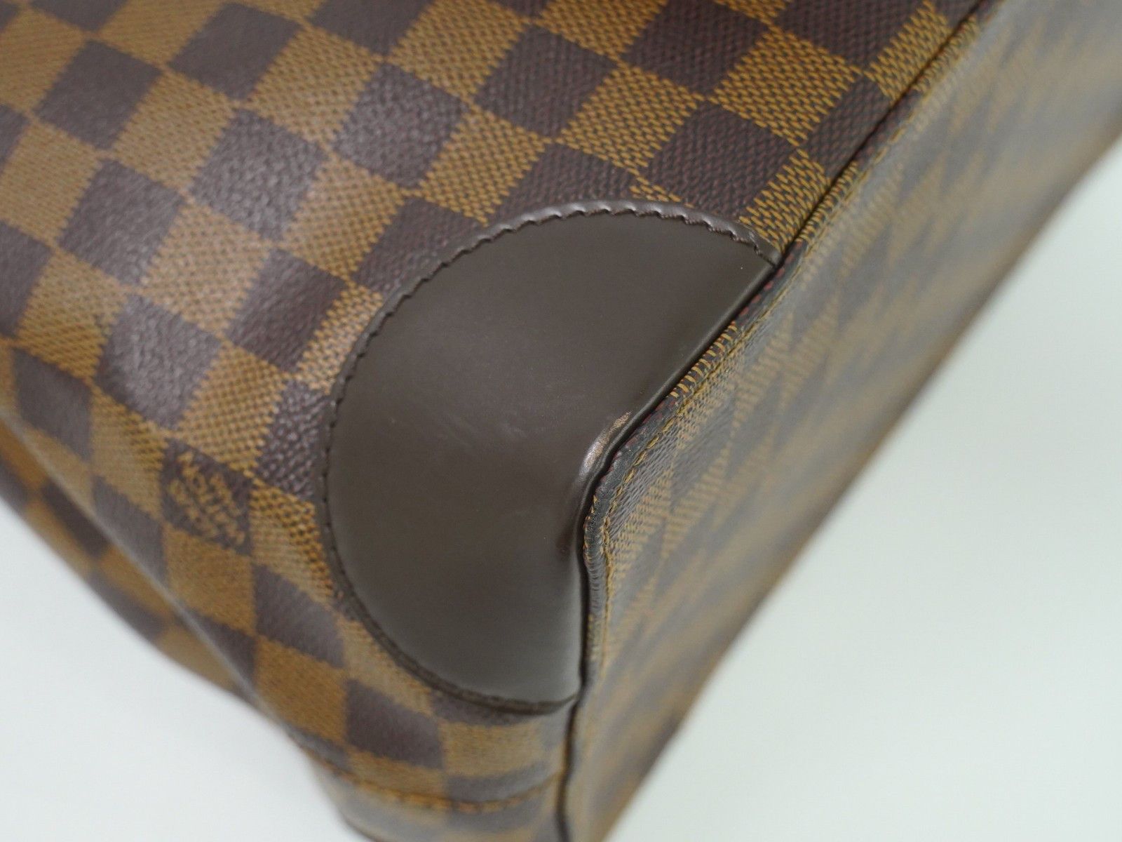 Louis Vuitton Louis Vuitton Hampstead Handbag Damier Size ONE SIZE - 9 Thumbnail