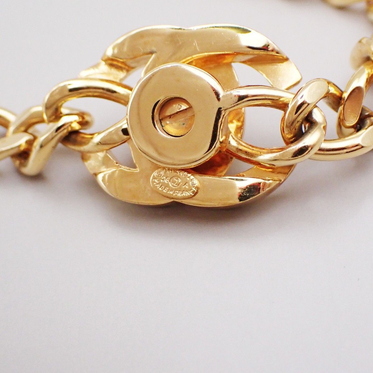 Chanel Chanel Vintage Turnlock Reissue Chain Metal Size ONE SIZE - 6 Thumbnail