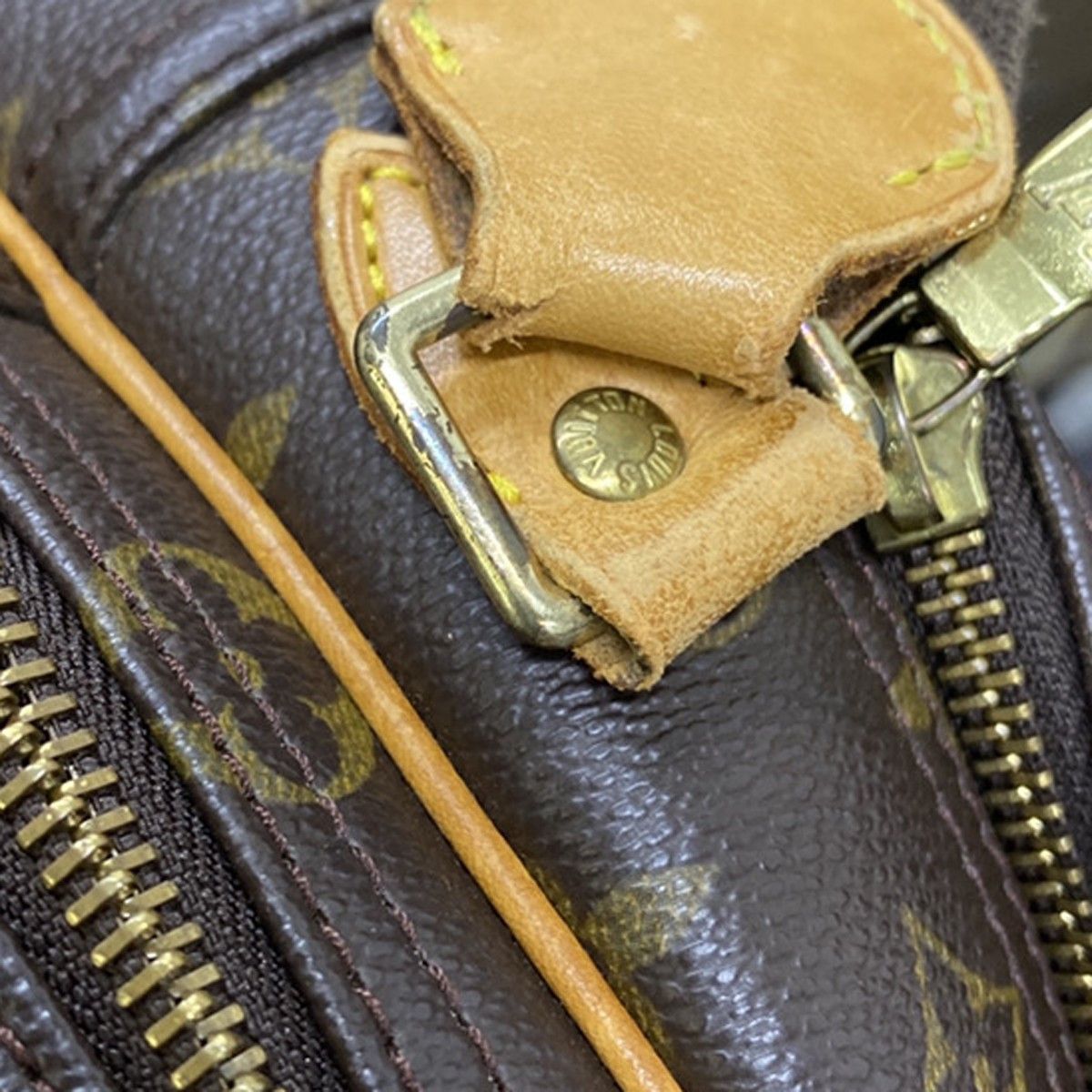 Louis Vuitton Louis Vuitton Reporter Bag Monogram Canvas Size ONE SIZE - 16 Thumbnail