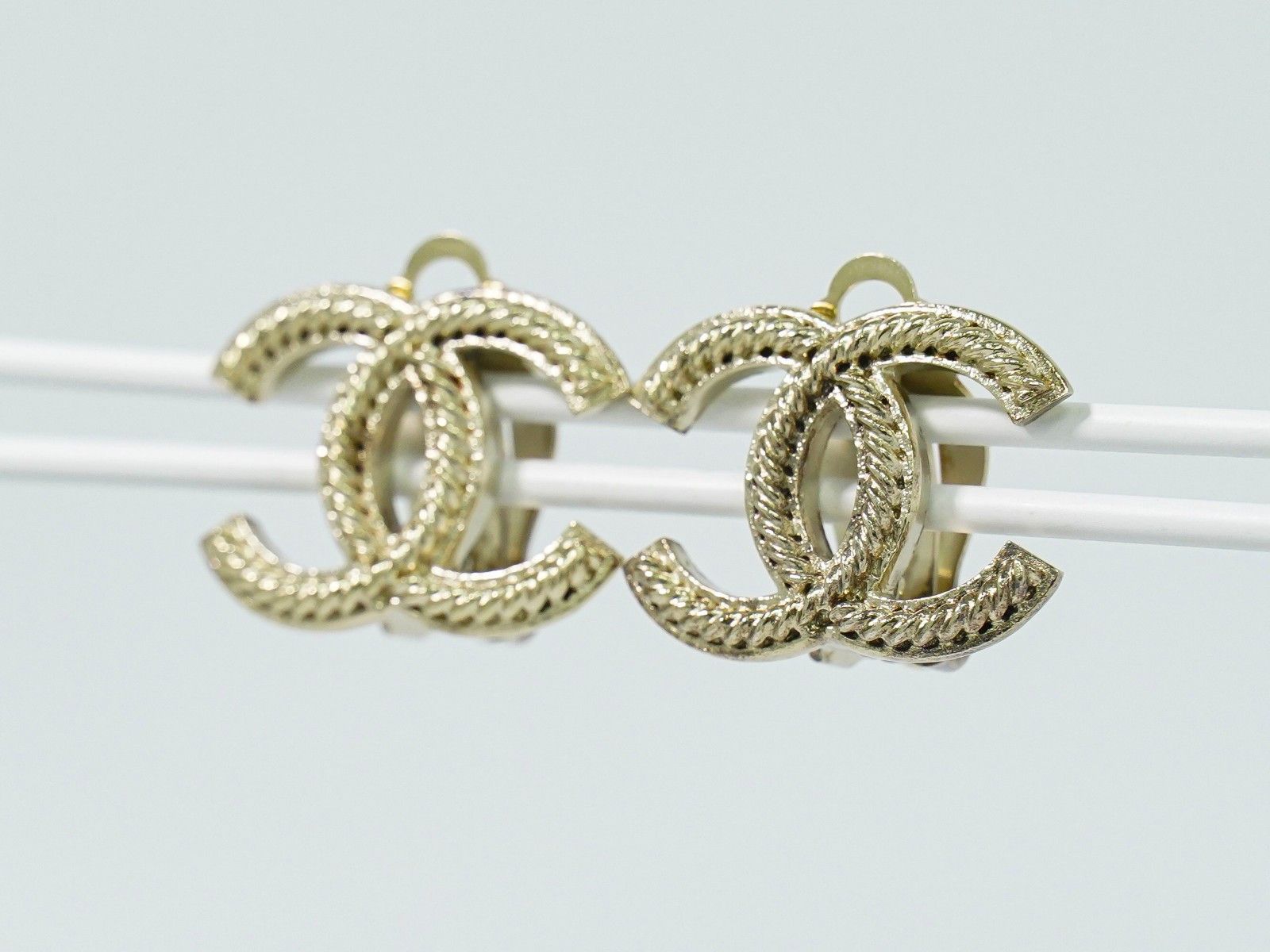 Chanel Chanel CC Hoop Clip-On Earrings Crystal Embellished Metal Size ONE SIZE - 5 Thumbnail