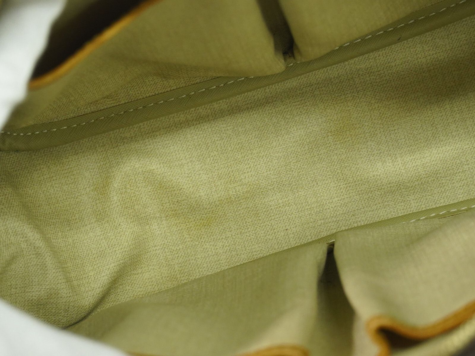 Louis Vuitton Louis Vuitton Trouville Handbag Monogram Canvas Size ONE SIZE - 14 Thumbnail
