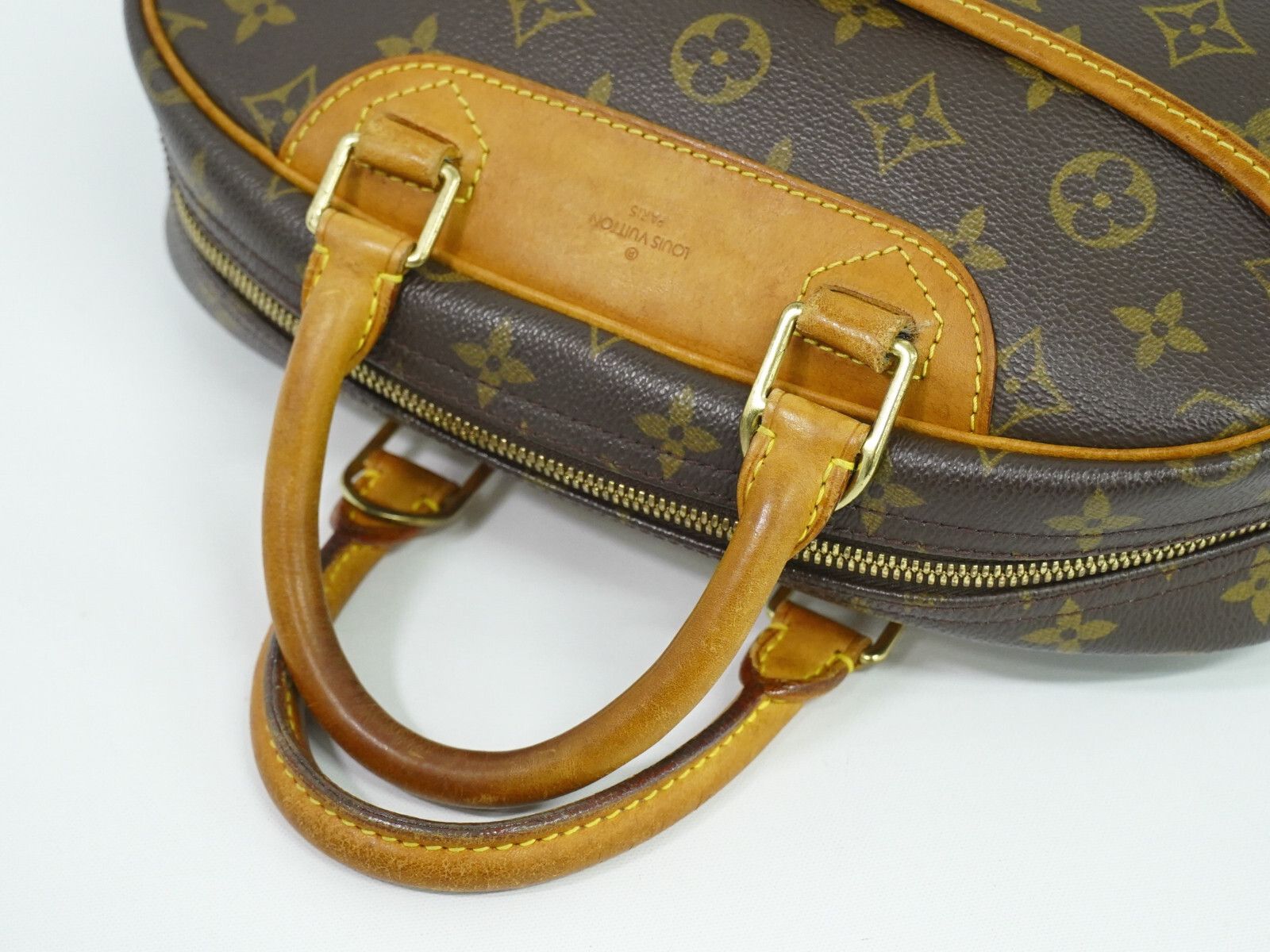 Louis Vuitton Louis Vuitton Trouville Handbag Monogram Canvas Size ONE SIZE - 6 Thumbnail