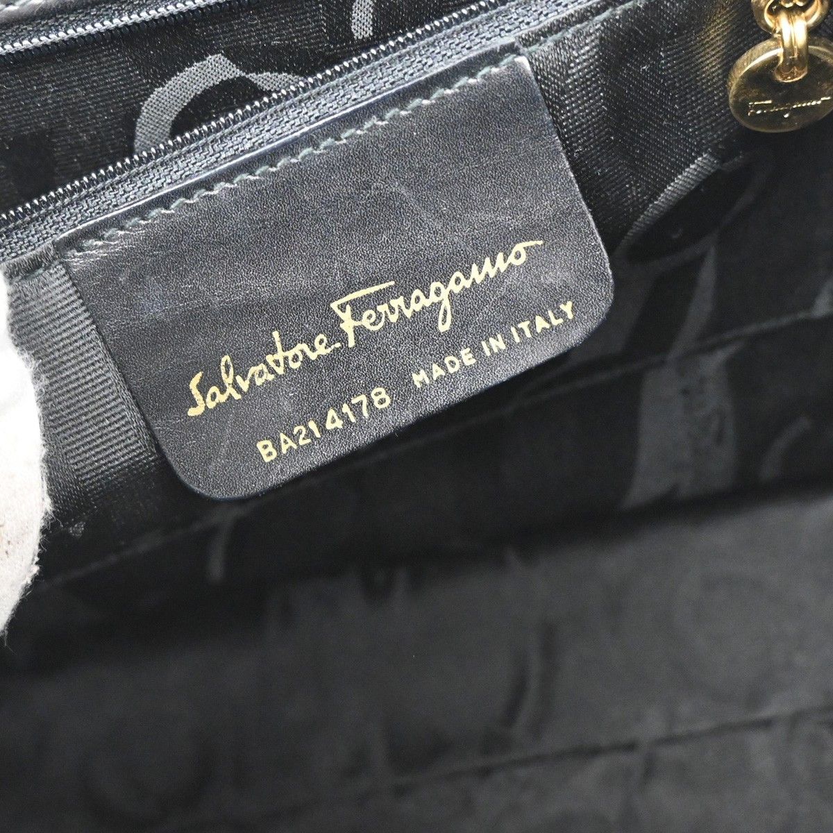Salvatore Ferragamo Salvatore Ferragamo Convertible Vara Bow Tote Leather Size ONE SIZE - 6 Thumbnail