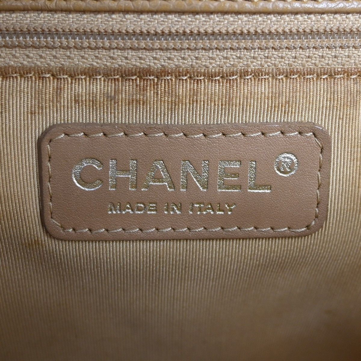 Chanel Chanel Petite Shopping Tote Quilted Caviar Size ONE SIZE - 6 Thumbnail