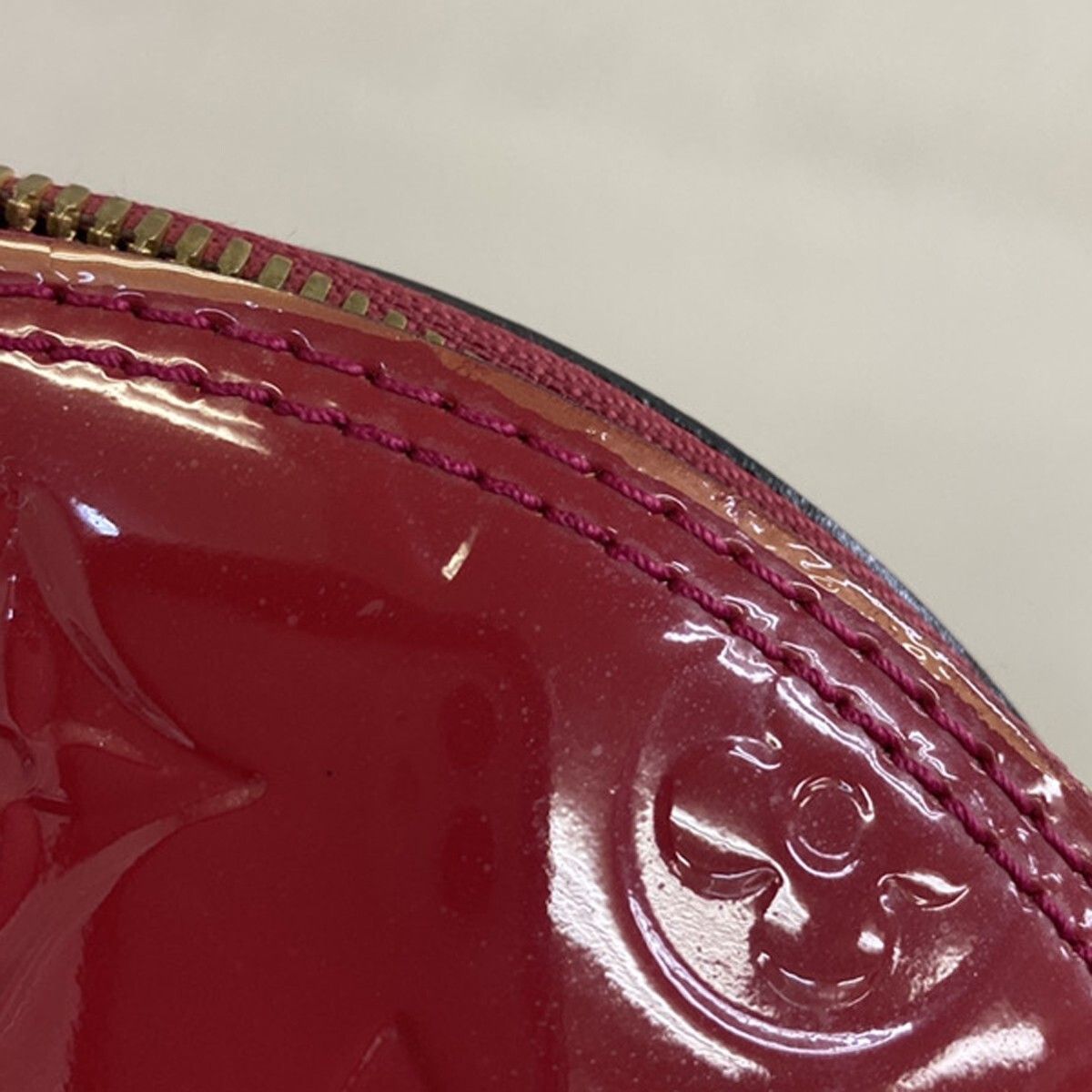 Louis Vuitton Louis Vuitton Alma Handbag Monogram Vernis Size ONE SIZE - 12 Thumbnail