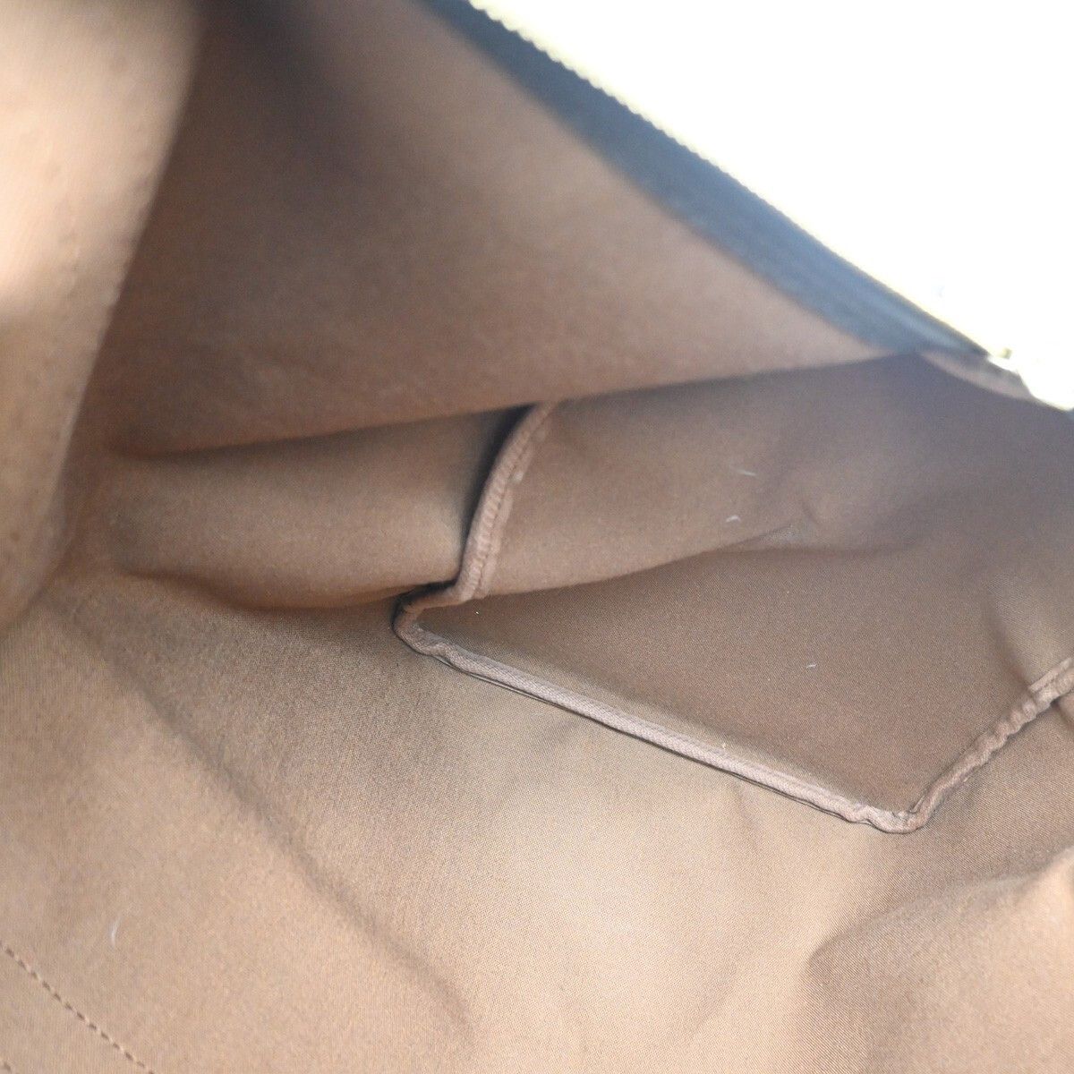 Louis Vuitton Louis Vuitton Keepall Bag Monogram Canvas Size ONE SIZE - 14 Thumbnail