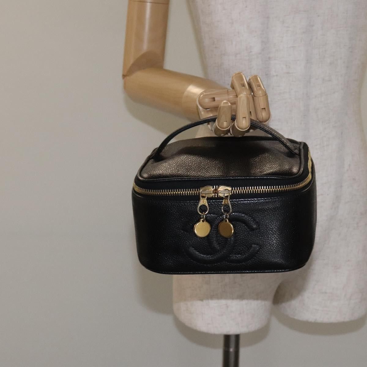 Chanel Chanel Vintage Timeless Cosmetic Case Caviar Size ONE SIZE - 13 Thumbnail